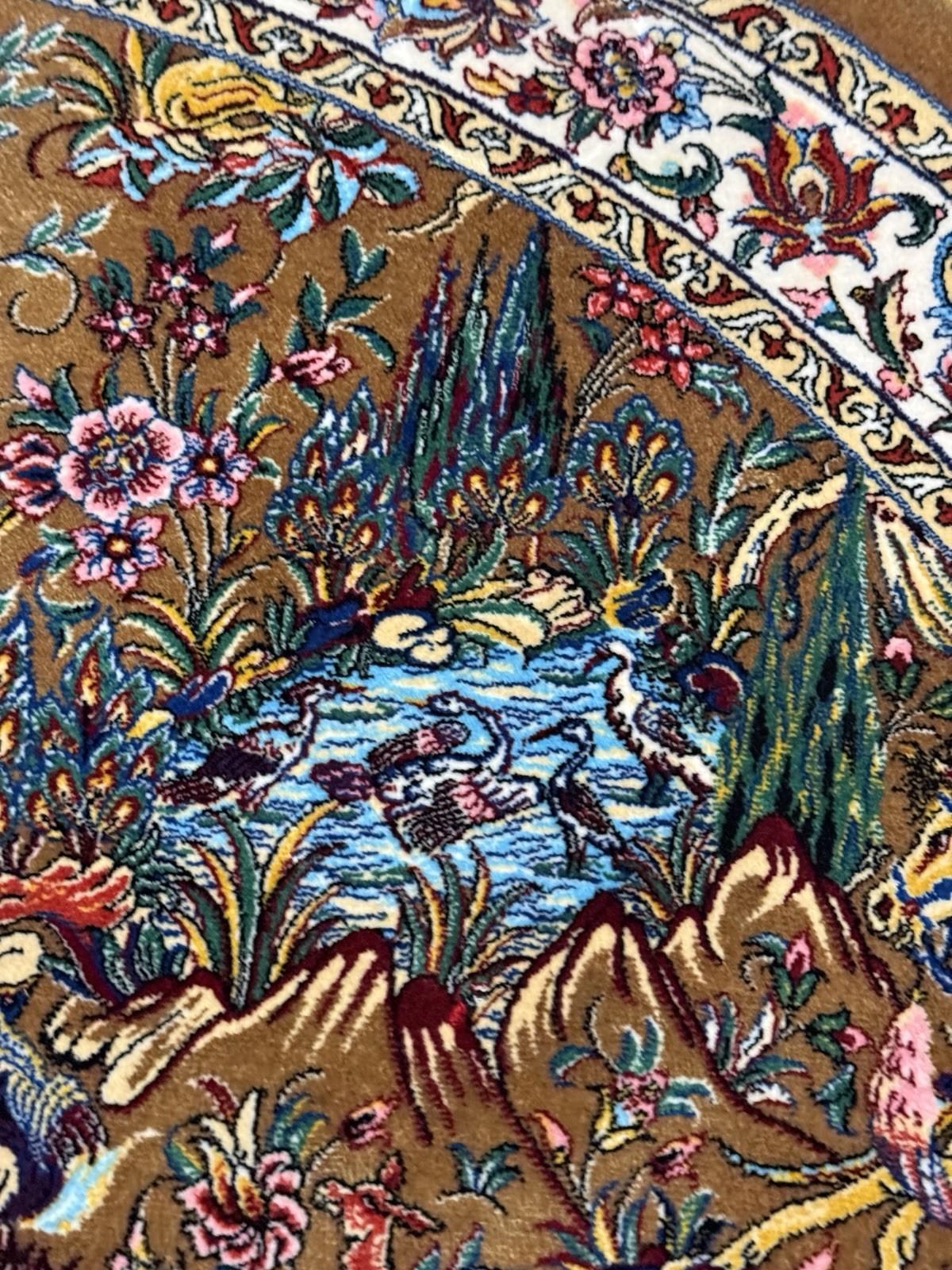 Exquisite Silk Round Rug with Imperial Hunting Scene Carpet For Sale 7