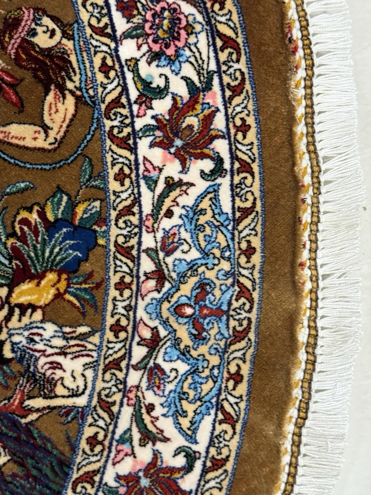 Exquisite Silk Round Rug with Imperial Hunting Scene Carpet For Sale 9