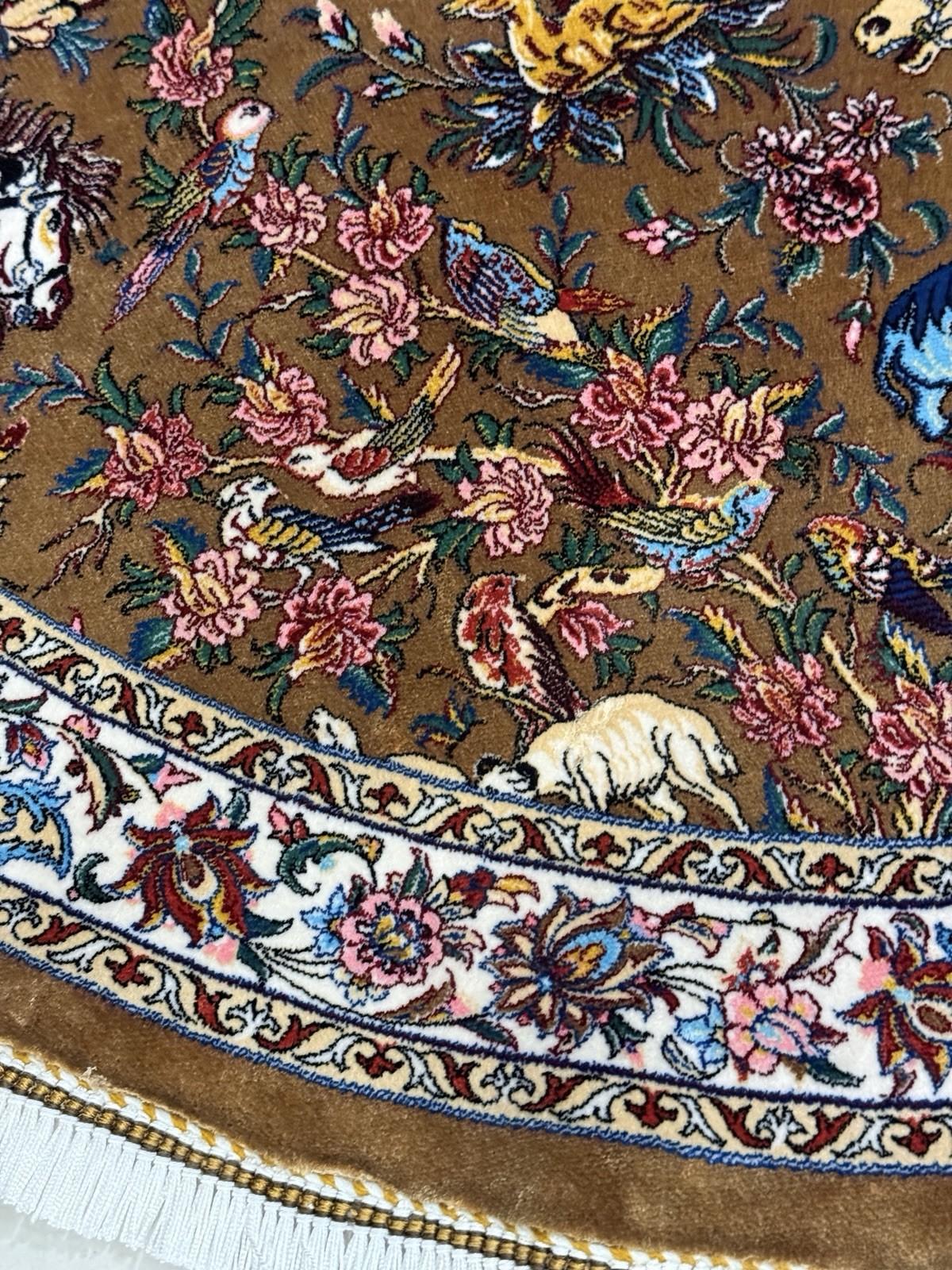 Exquisite Silk Round Rug with Imperial Hunting Scene Carpet For Sale 2