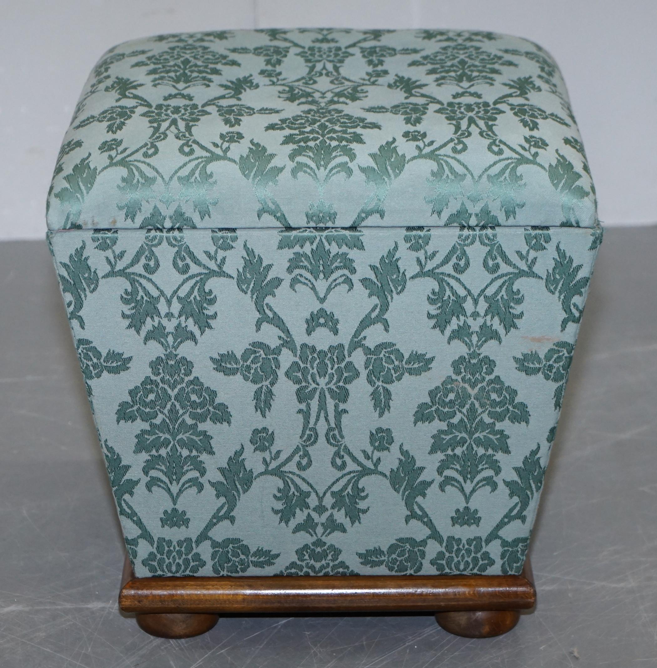 19th Century Exquisite Silk Upholstered Victorian Style Ottoman Stool Footstool with Storage For Sale