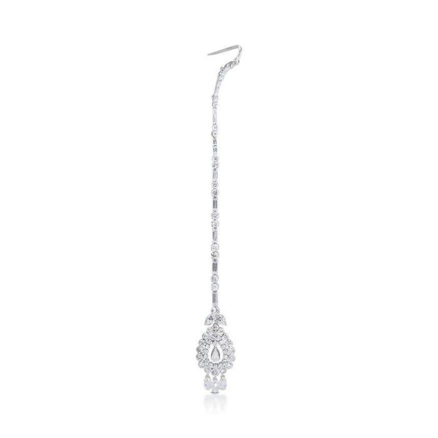 Women's Exquisite Single Earring with Pear-cut Diamond in Platinum For Sale