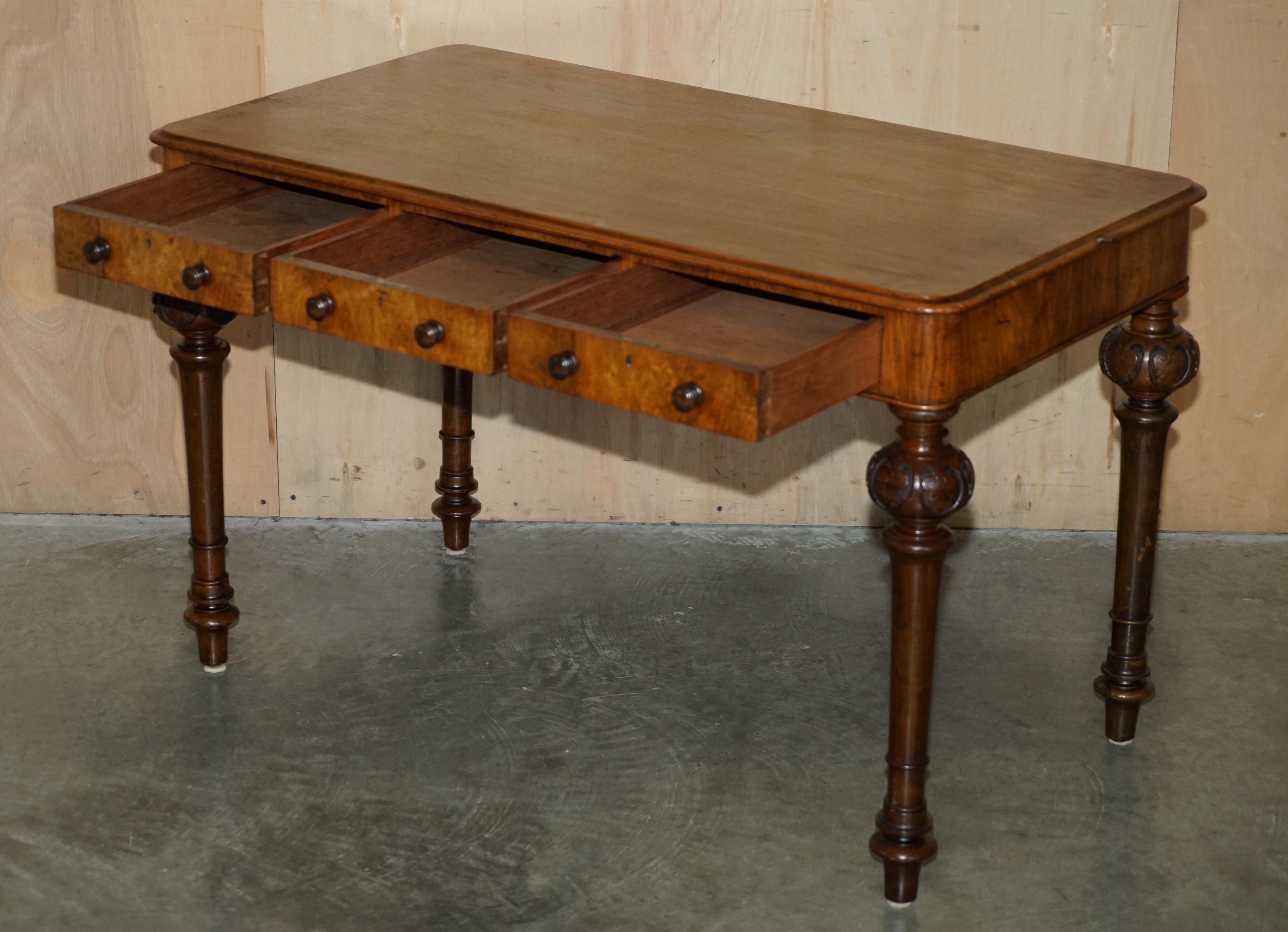 EXQUISITE SMALL WILLIAM IV CIRCA 1830 HARDWOOD WRiTING TABLE DESK CARVED LEGS For Sale 10