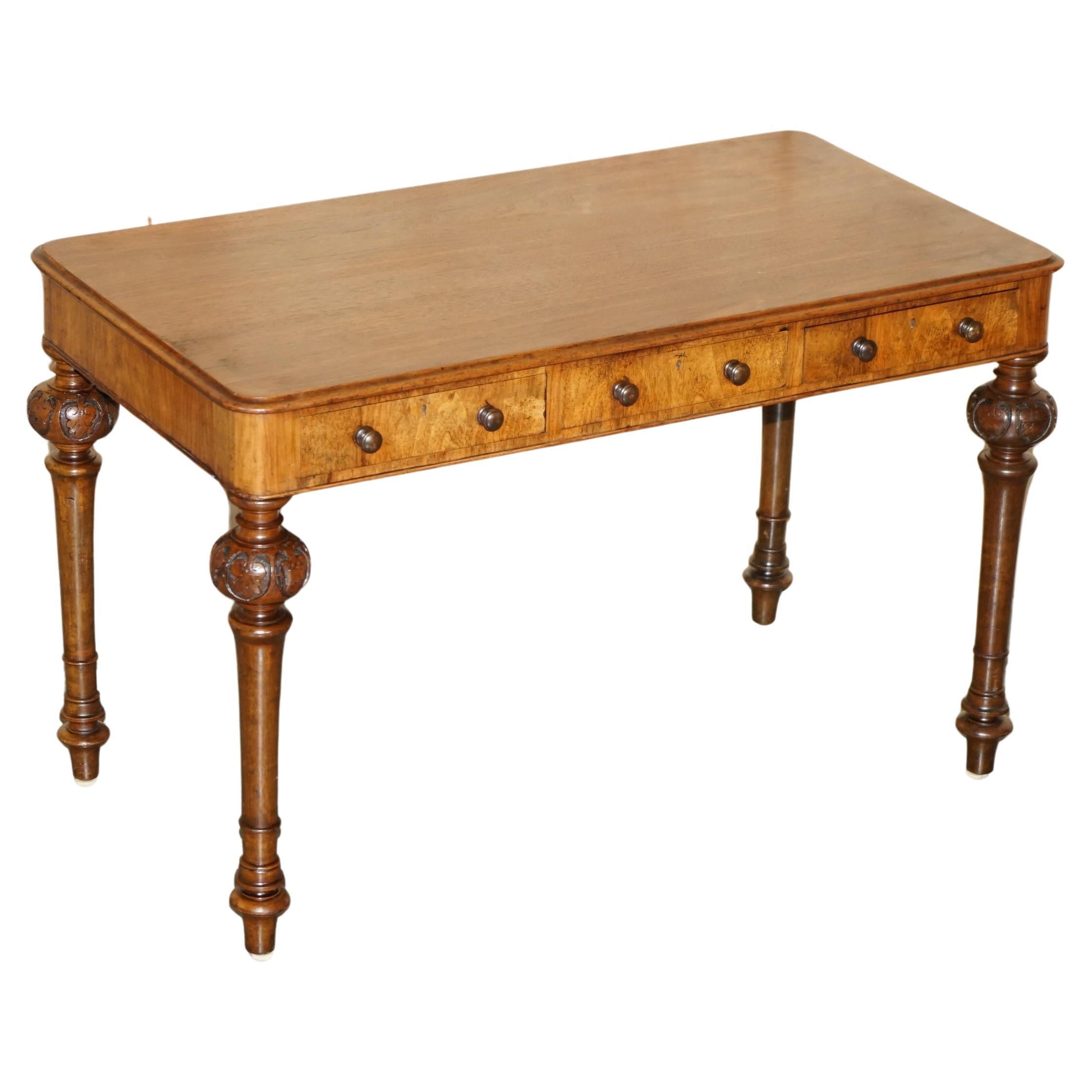 EXQUISITE SMALL WILLIAM IV CIRCA 1830 HARDWOOD WRiTING TABLE DESK CARVED LEGS For Sale