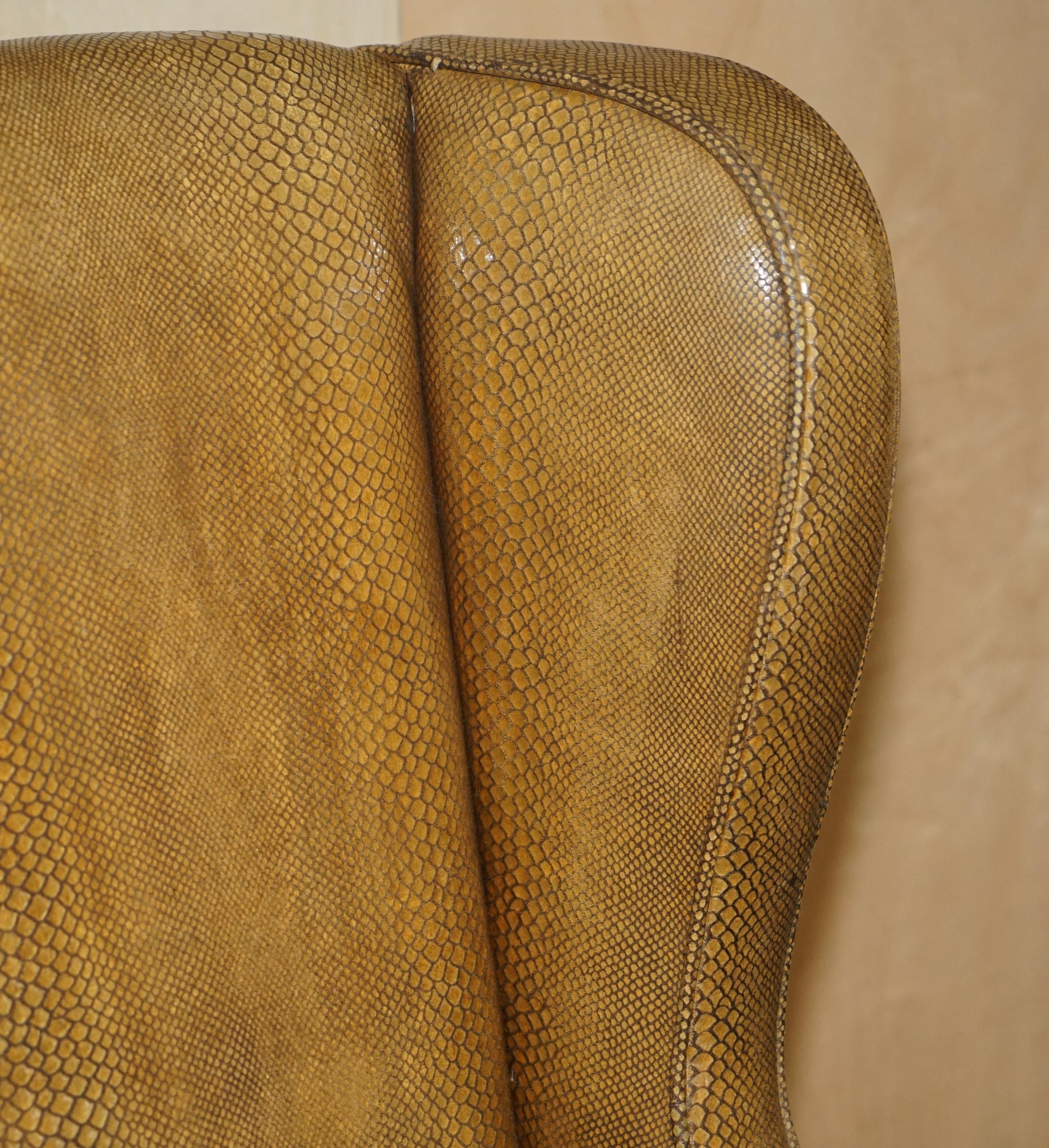 EXQUISITE SPANISH WiNGBACK ARMCHAIR WITH ALLIGATOR CROCODILE LEATHER UPHOLSTERY For Sale 3