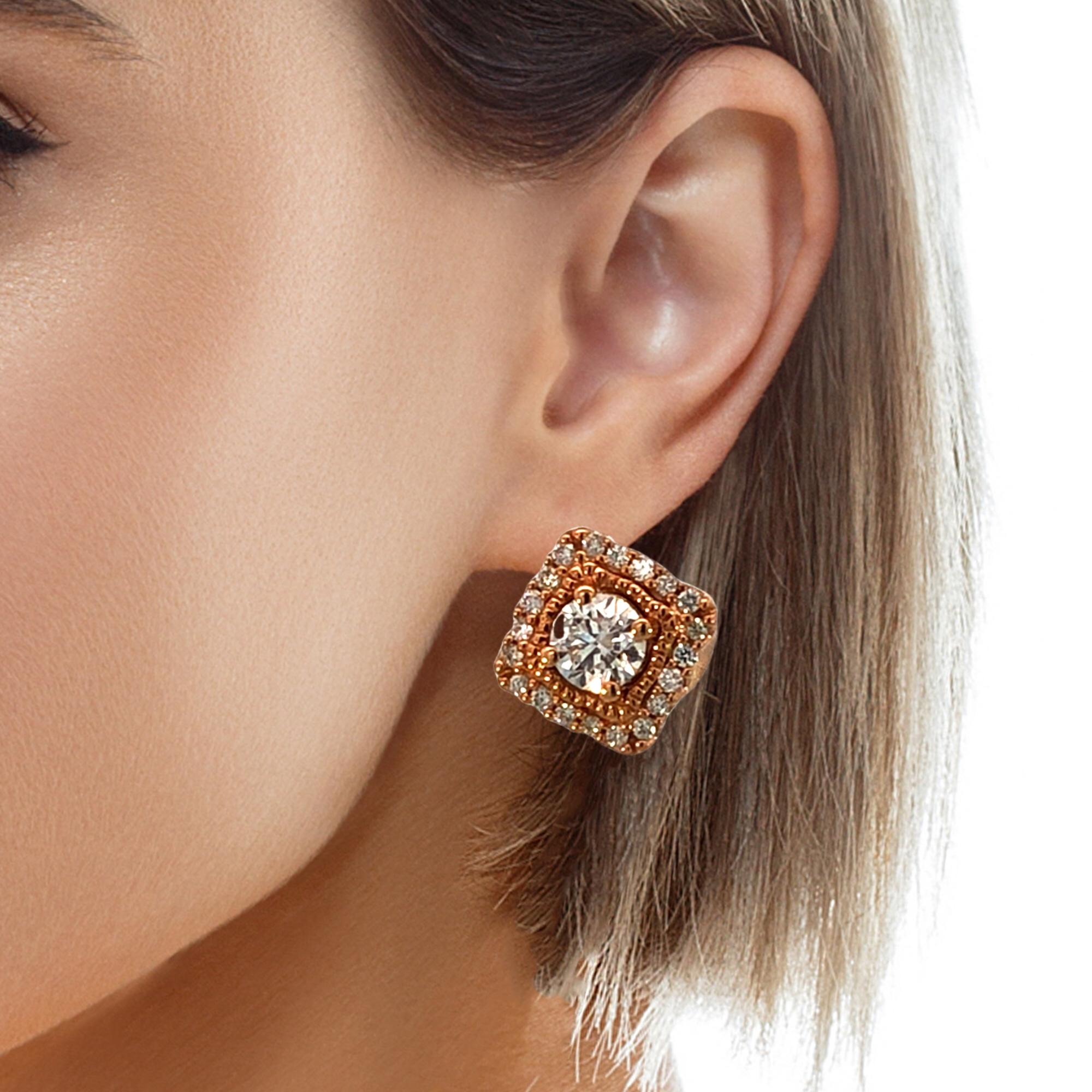 Magnifiques clous d'oreilles en or rose 10 carats avec halo carré de diamants Neuf - En vente à New York, NY