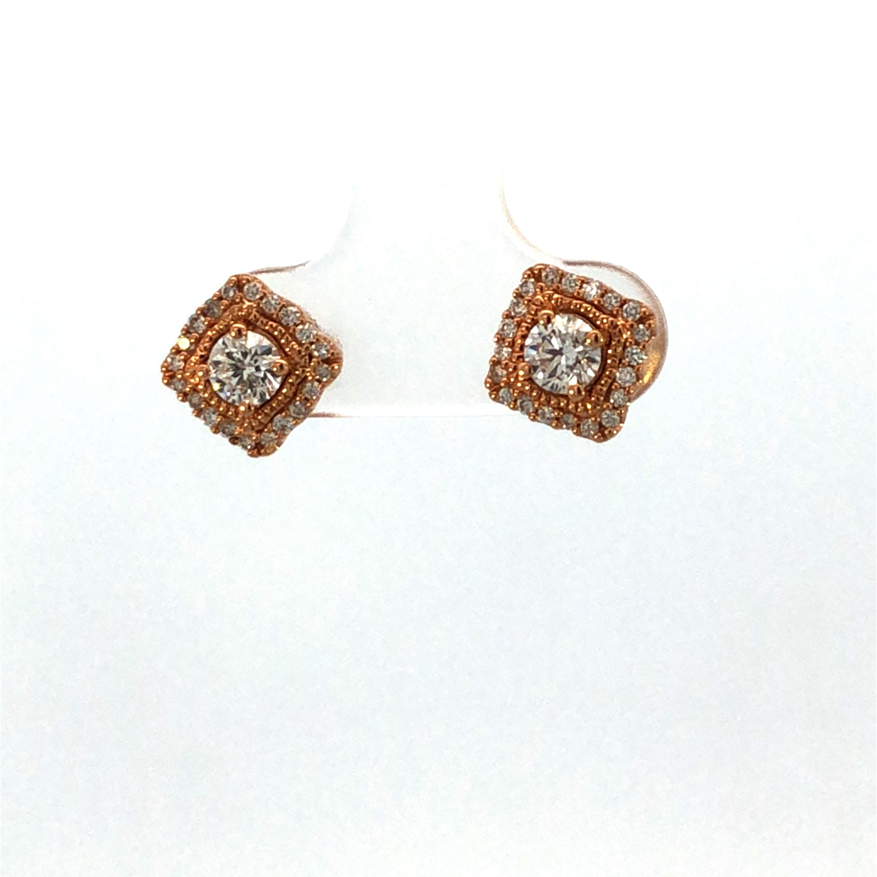 Magnifiques clous d'oreilles en or rose 10 carats avec halo carré de diamants Pour femmes en vente