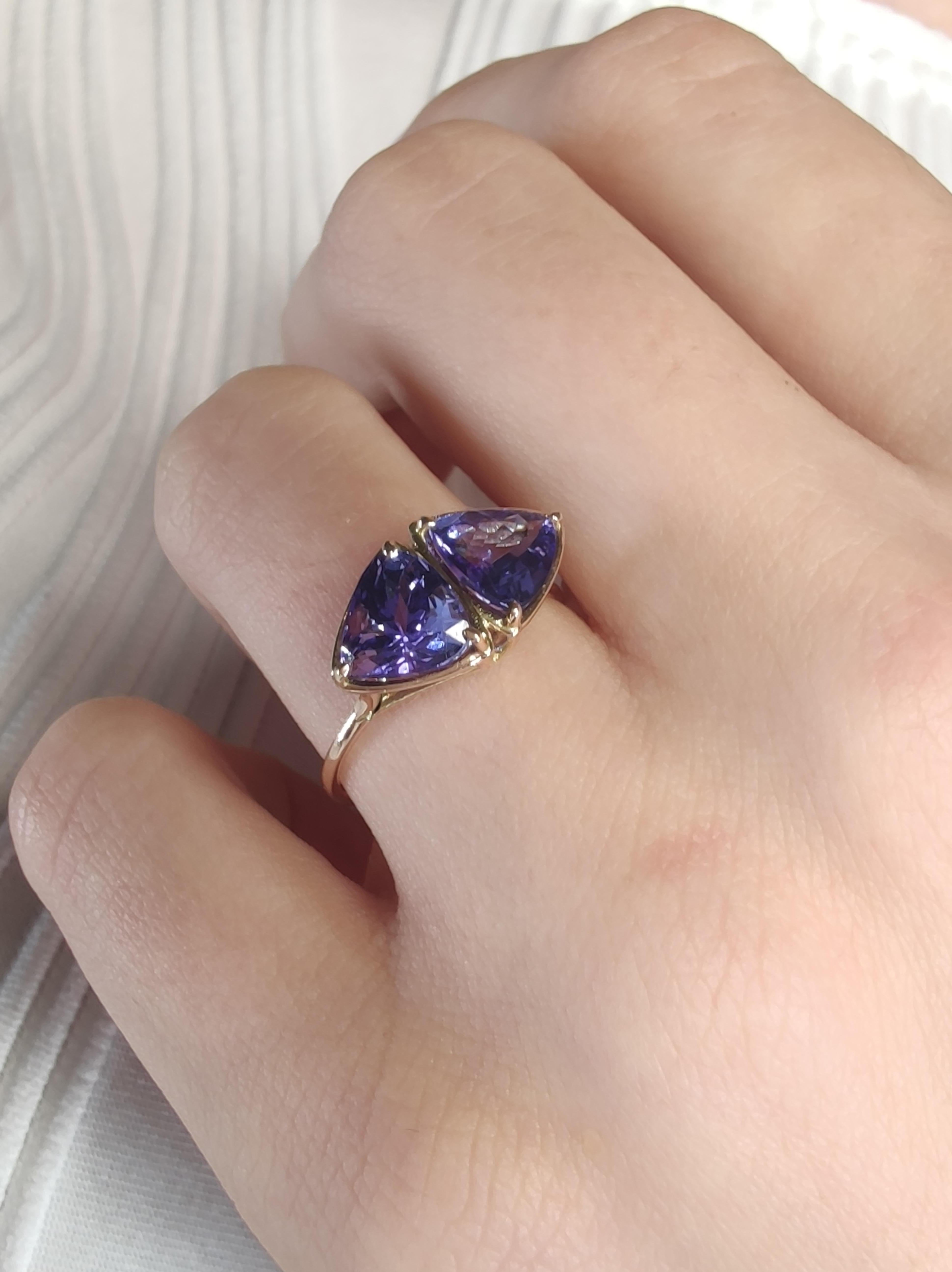 Contemporary Exquisite Tanzanite 14k gold Ring US Size 7.25-Trilliant Cut - Shop Now For Sale