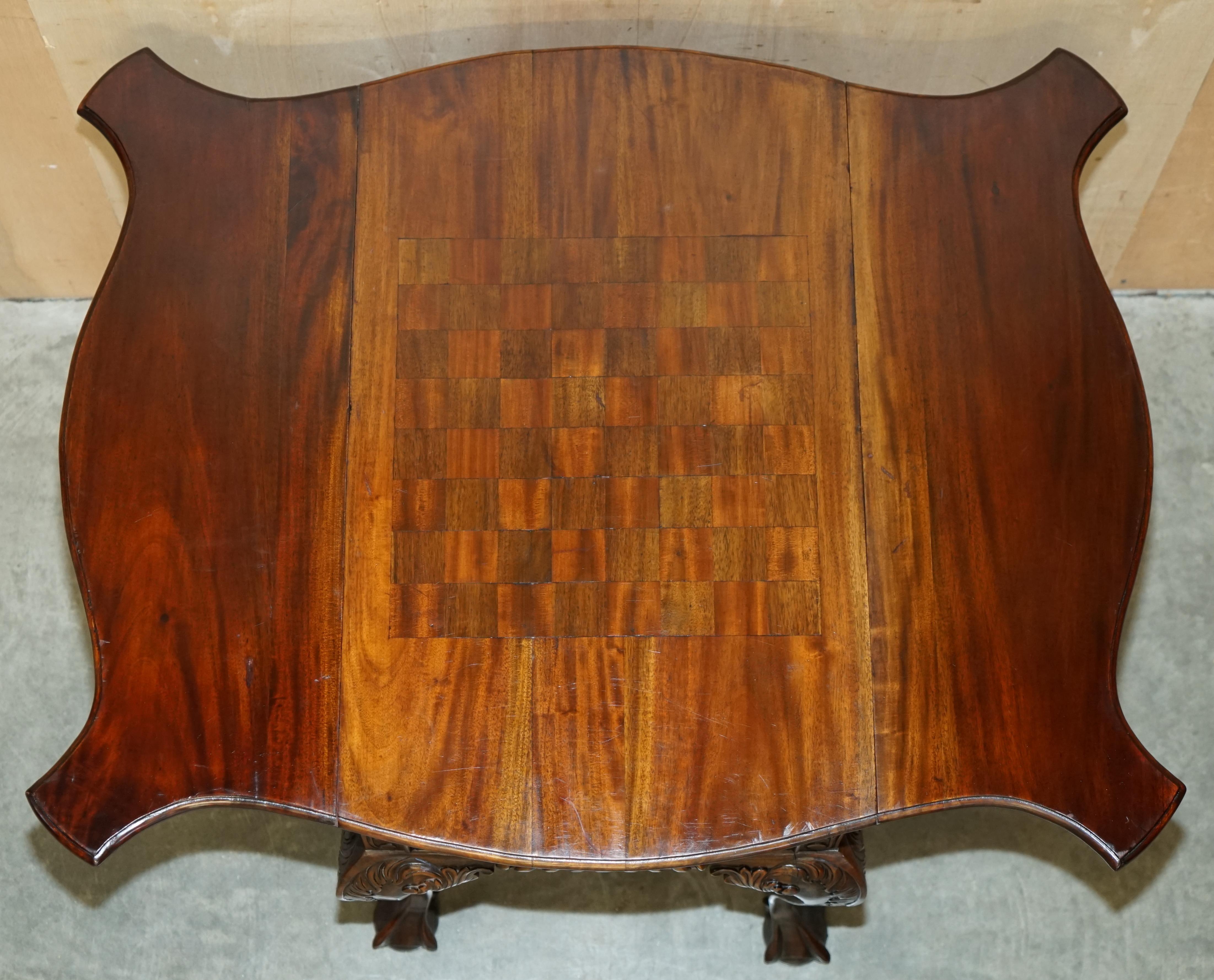 EXQUISITE THOMAS CHIPPENDALE STYLE CLAW & BALL FEET EXTENDiNG CHESS BOARD TABLE For Sale 3