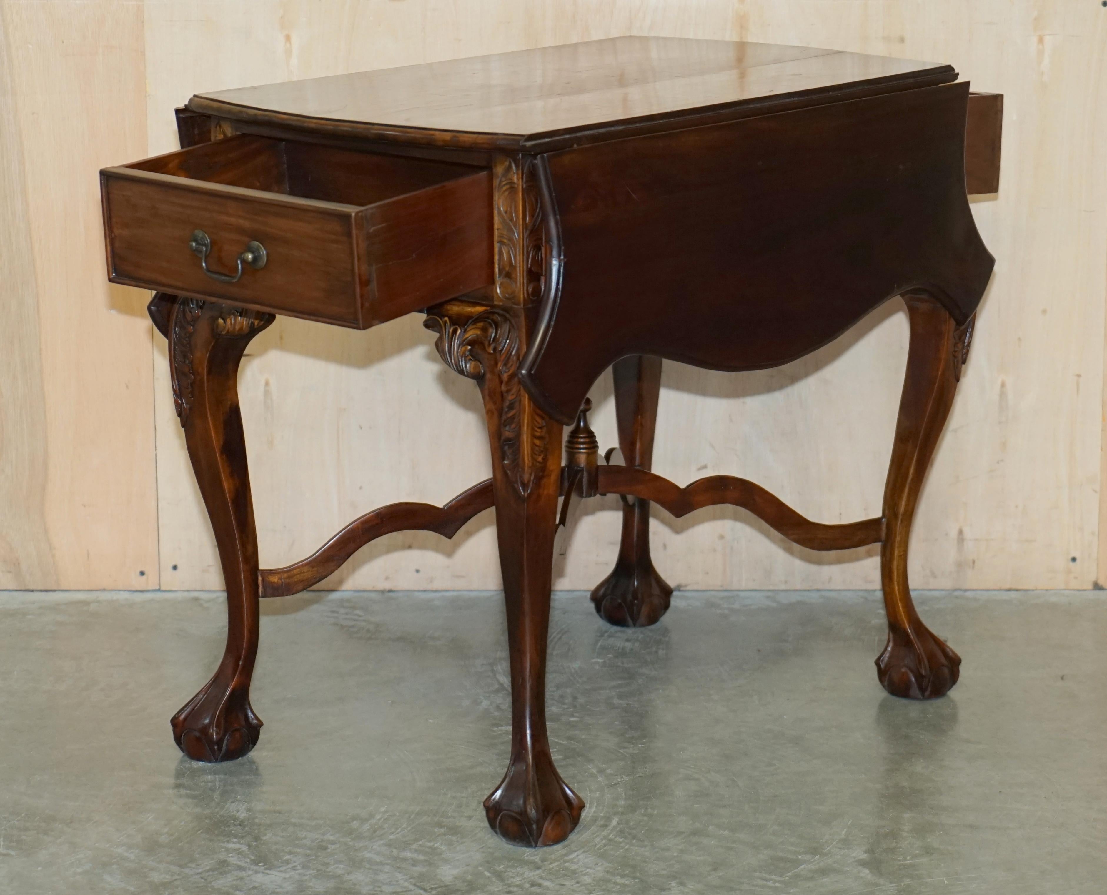 EXQUISITE THOMAS CHIPPENDALE STYLE CLAW & BALL FEET EXTENDiNG CHESS BOARD TABLE For Sale 9