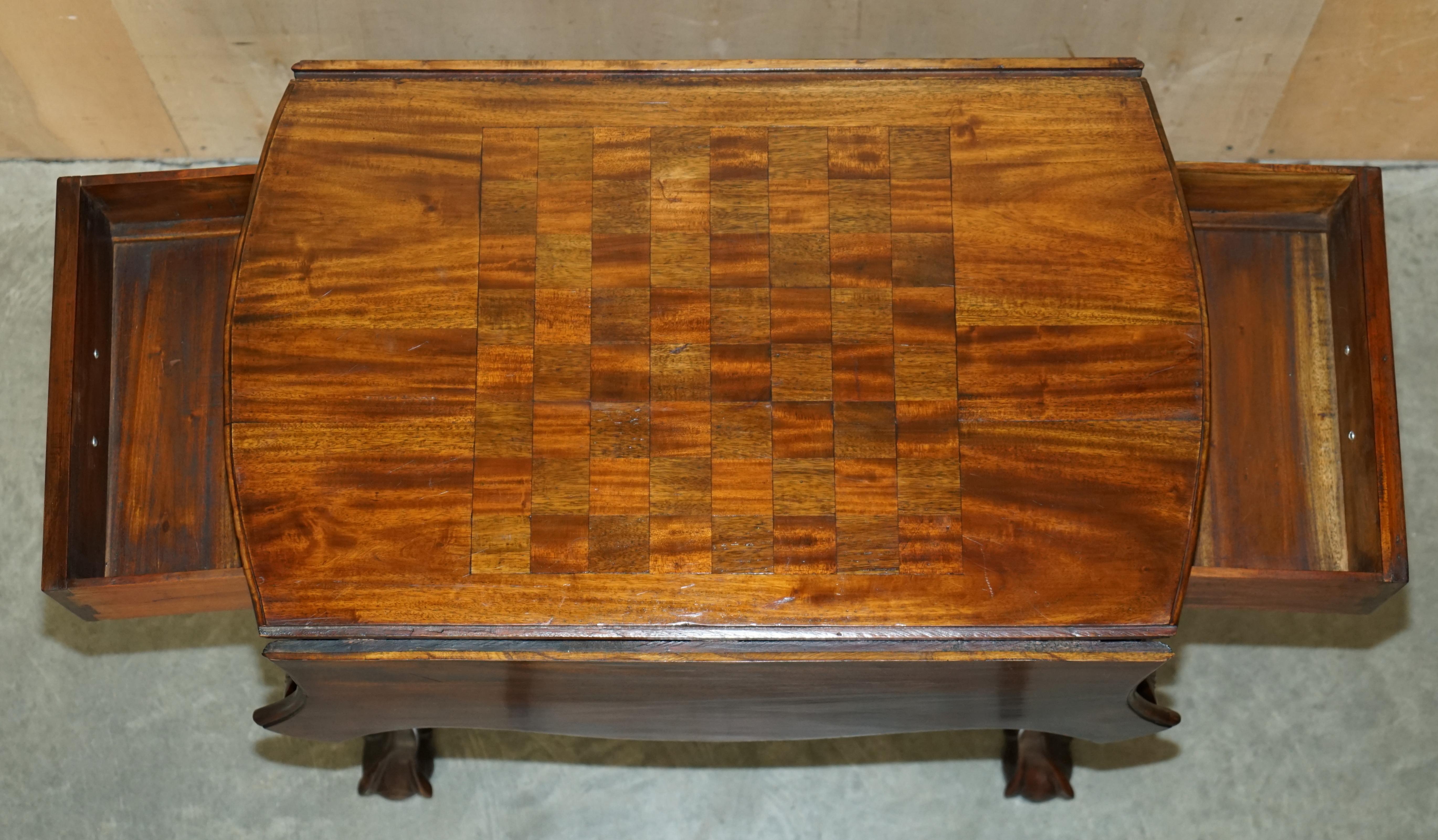 EXQUISITE THOMAS CHIPPENDALE STYLE CLAW & BALL FEET EXTENDiNG CHESS BOARD TABLE For Sale 10