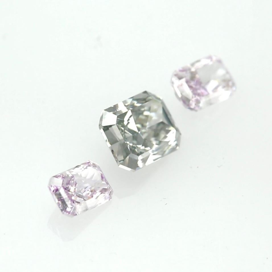 Exquisite Three-Stone Set Featuring Fancy Blue-Gray & Pinkish Purple Diamonds • For Sale 7