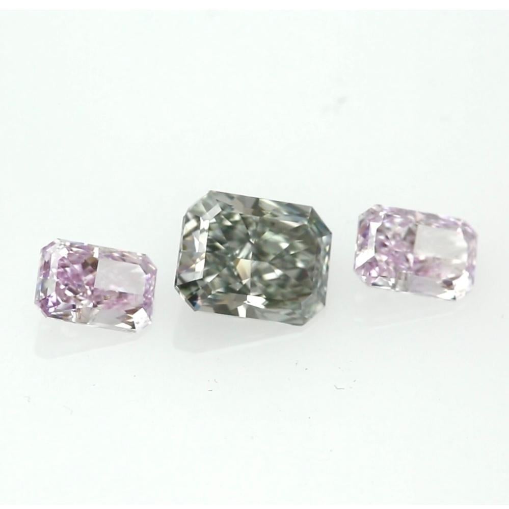 Exquisite Three-Stone Set Featuring Fancy Blue-Gray & Pinkish Purple Diamonds • For Sale 1