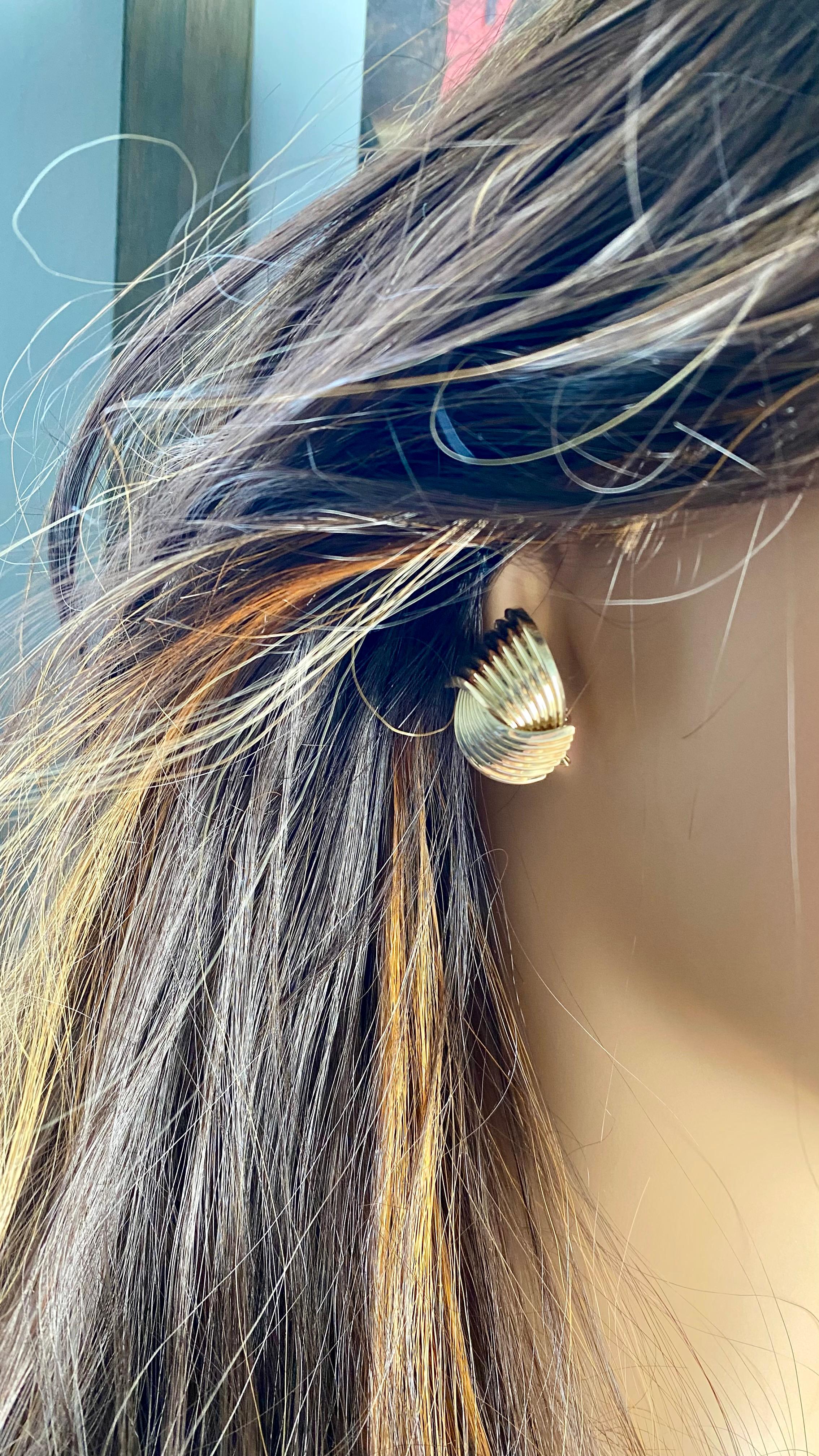 Exquisite Tiffany Co 14K Gold Fluted Earclips A Timeless Investment in Luxury 8