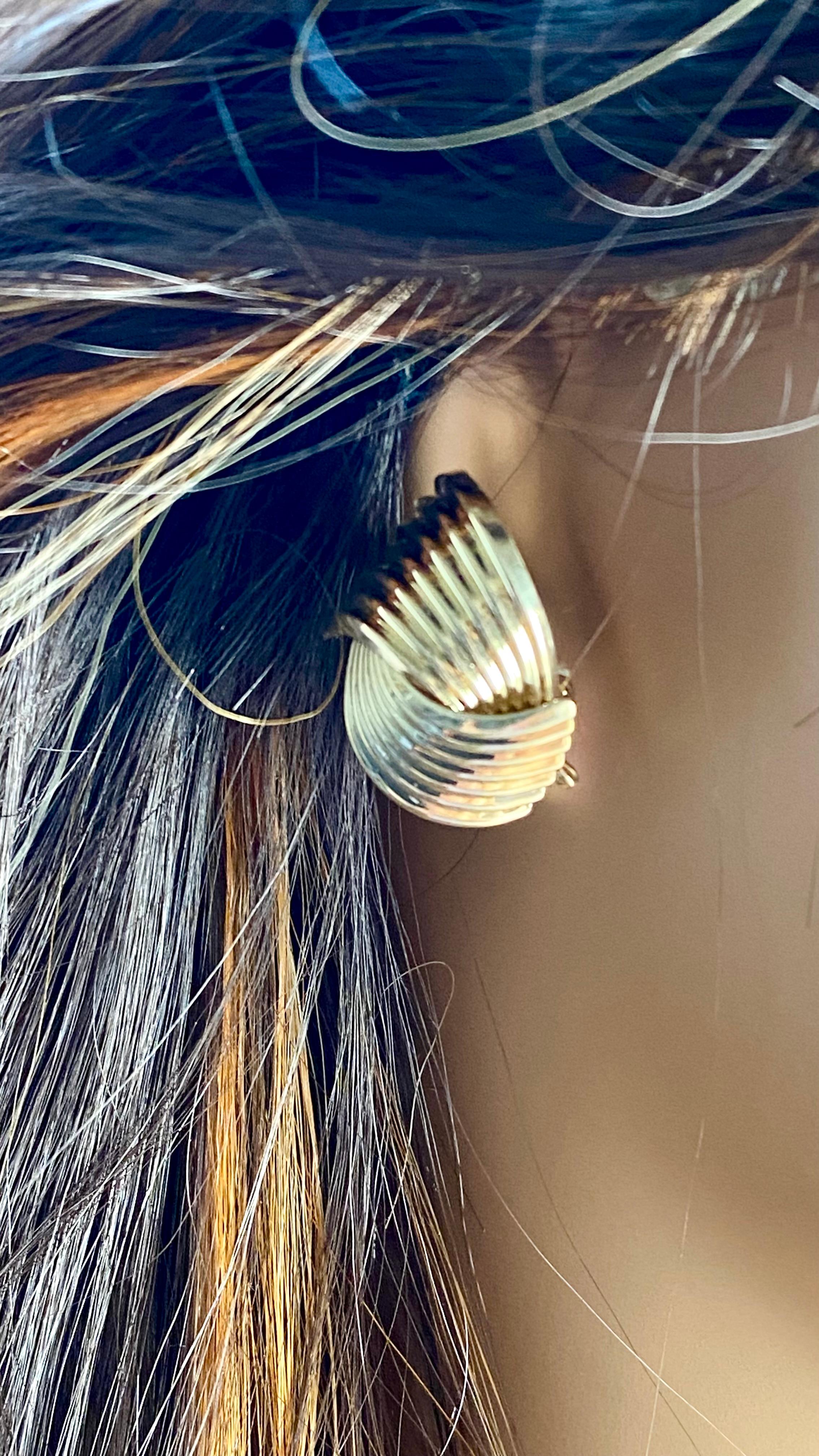 Exquisite Tiffany Co 14K Gold Fluted Earclips A Timeless Investment in Luxury 3
