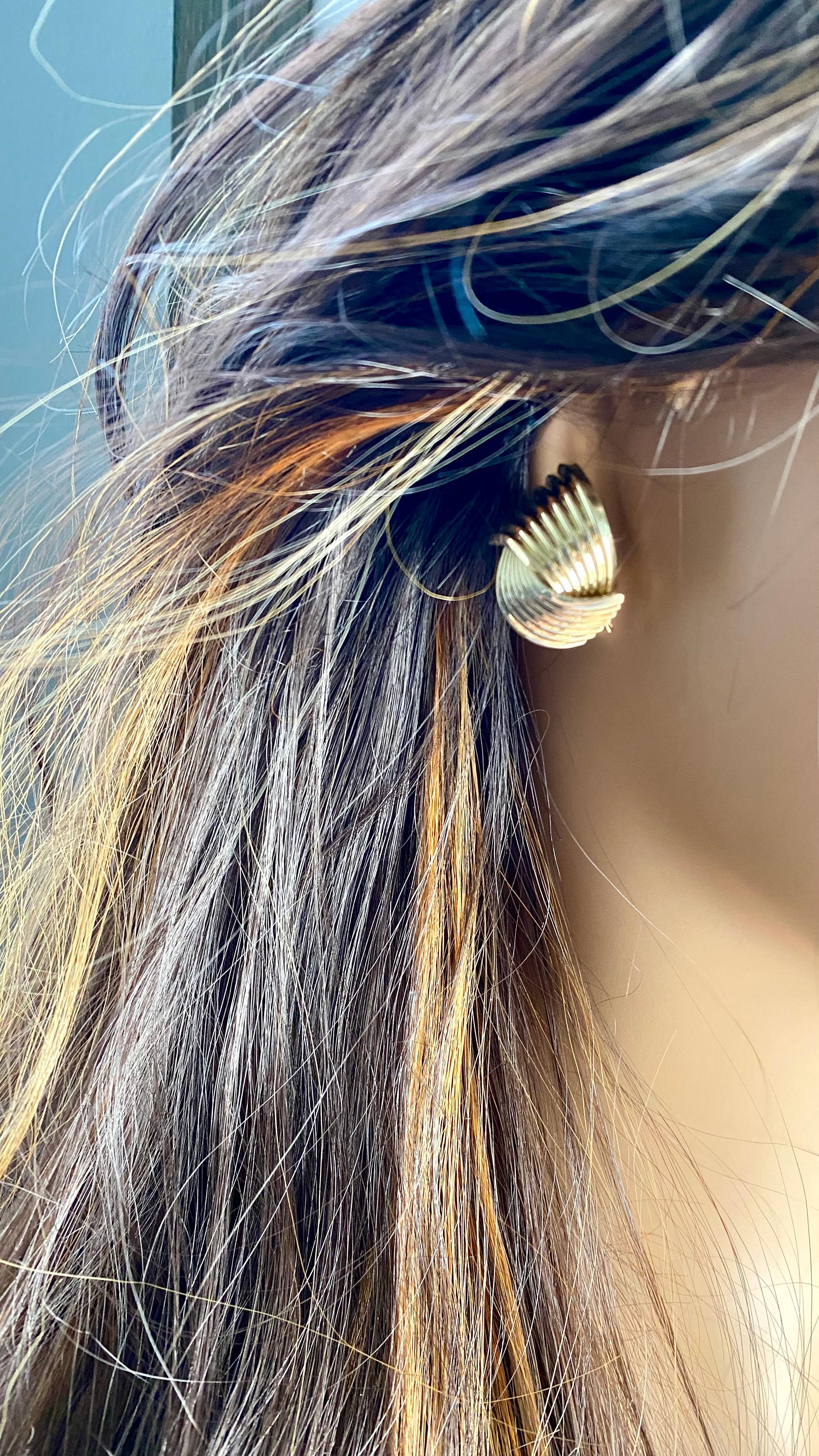 Exquisite Tiffany Co 14K Gold Fluted Earclips A Timeless Investment in Luxury 4