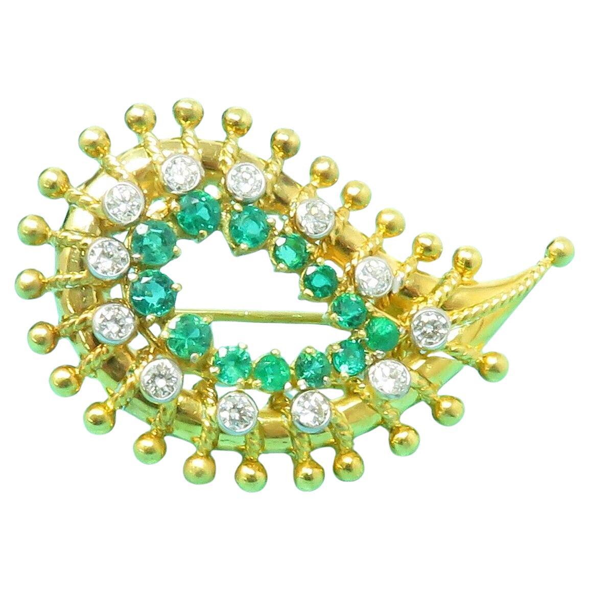Exquisite Tiffany & Co. 18k Gold Emerald and Diamond Brooch In Excellent Condition For Sale In Chicago, IL