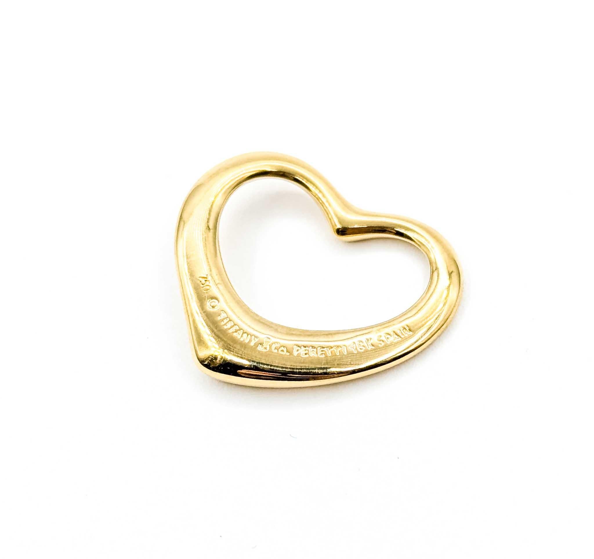 Modern Exquisite Tiffany Elsa Peretti Heart Pendant in 18k Yellow Gold For Sale