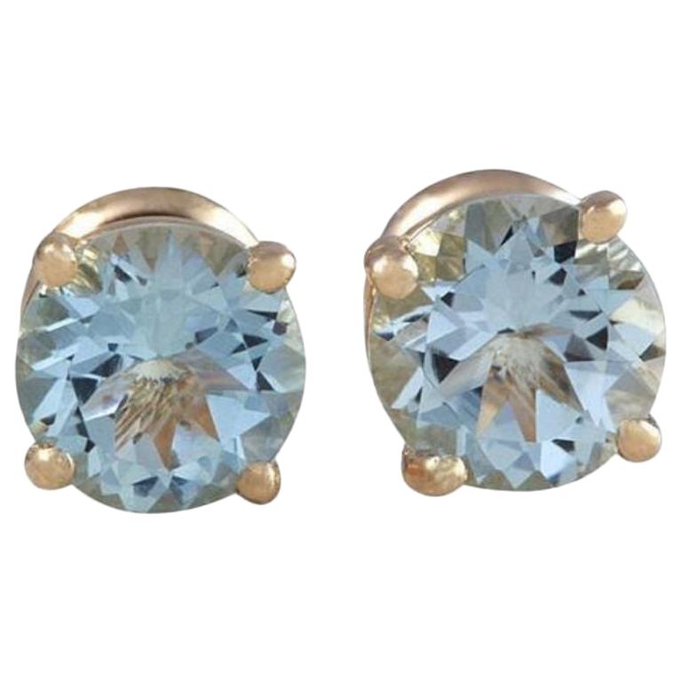 Exquisite Top Quality 2.00 Carat Natural Aquamarine 14K Solid Yellow Gold Stud For Sale