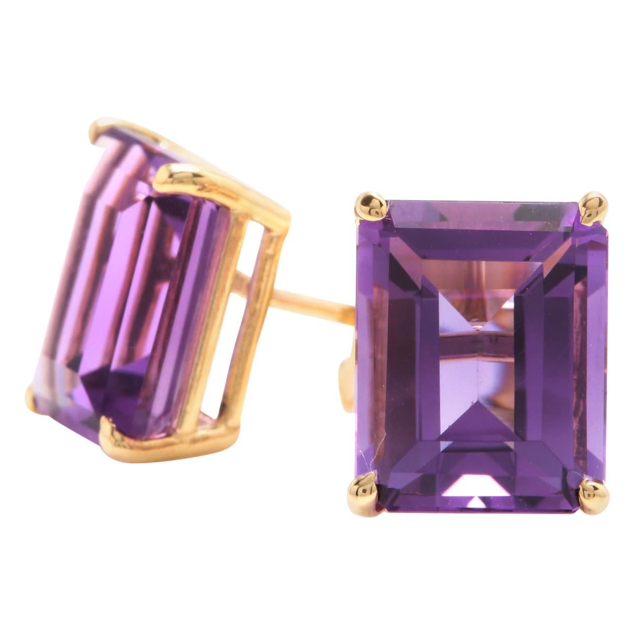 Exquisite Top Quality 7.45 Carat Natural Amethyst 14K Solid Yellow Gold Stud For Sale