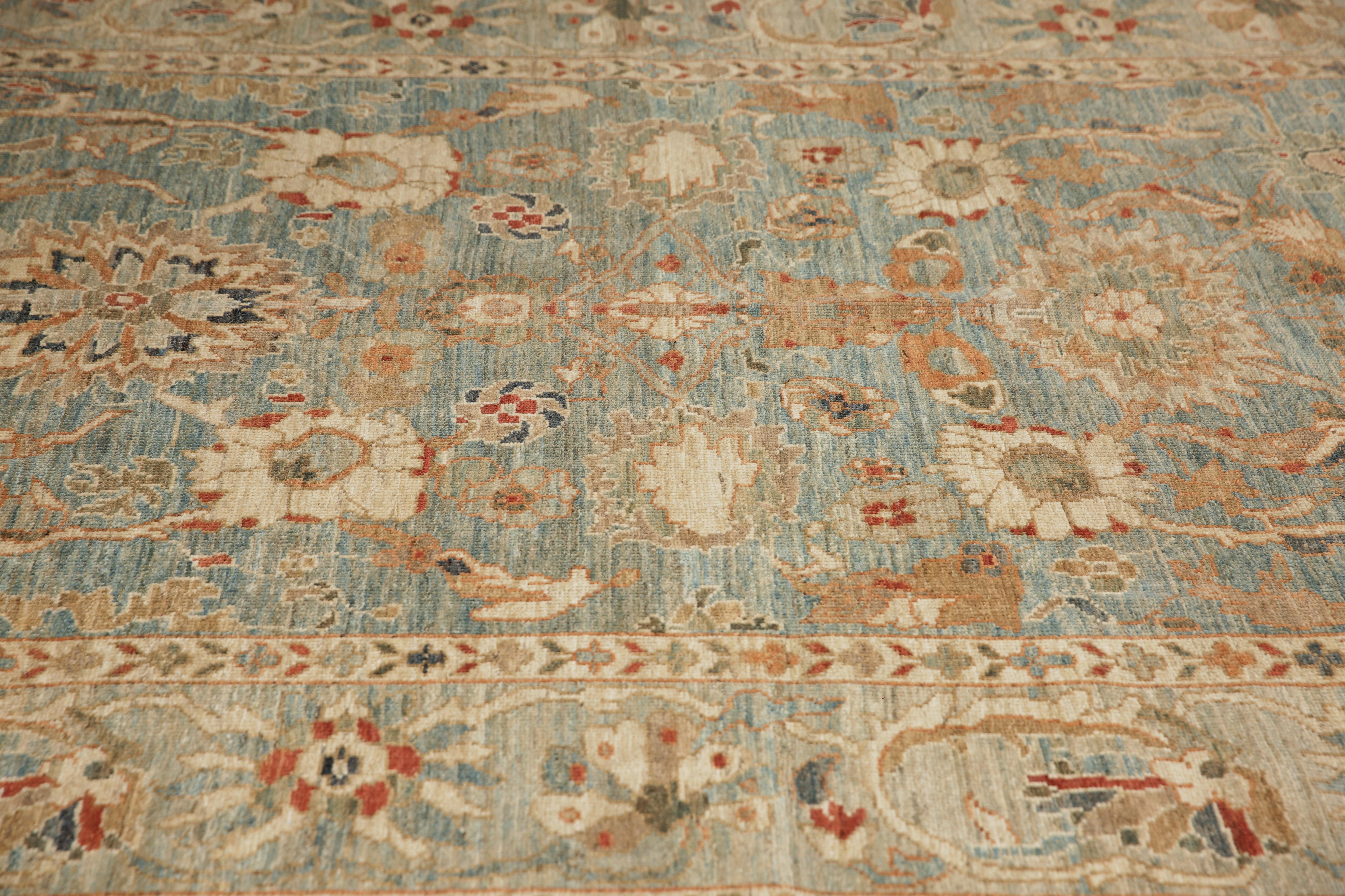 Contemporary Exquisite Turkish Sultanabad Rug For Sale