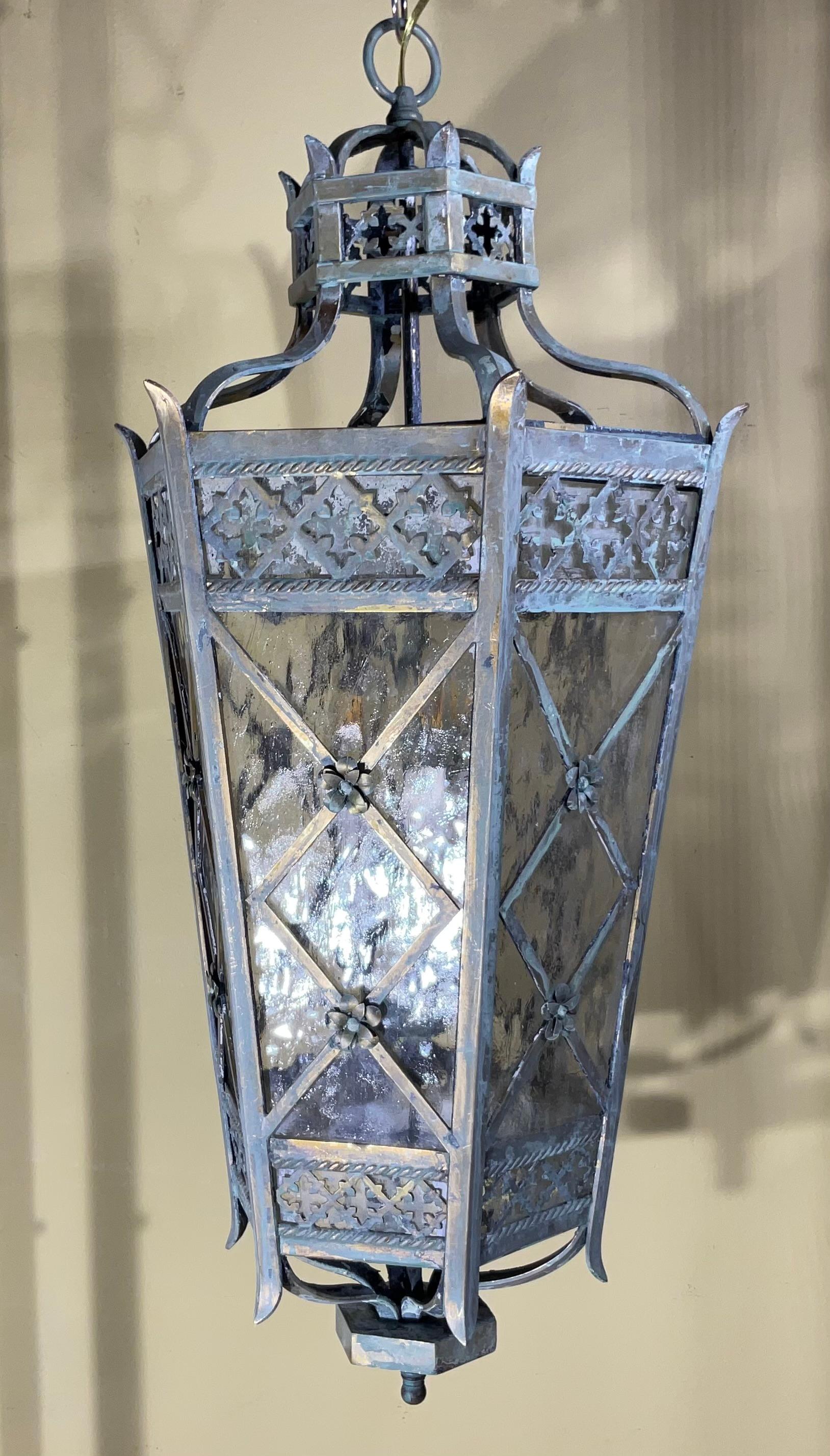 Magnifique laiton de style toscan  Lanterne suspendue - Un objet d'art Timeless-art en vente 4
