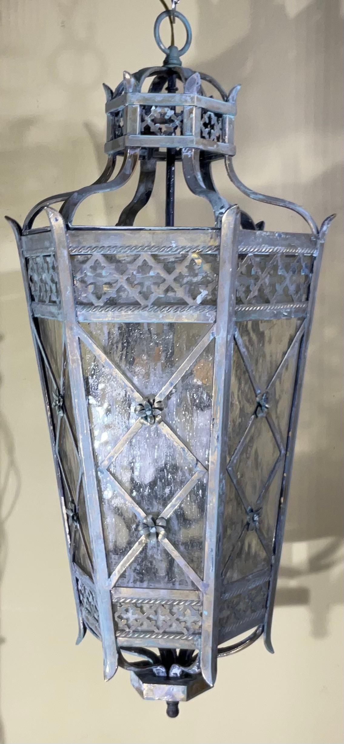 Magnifique laiton de style toscan  Lanterne suspendue - Un objet d'art Timeless-art en vente 5