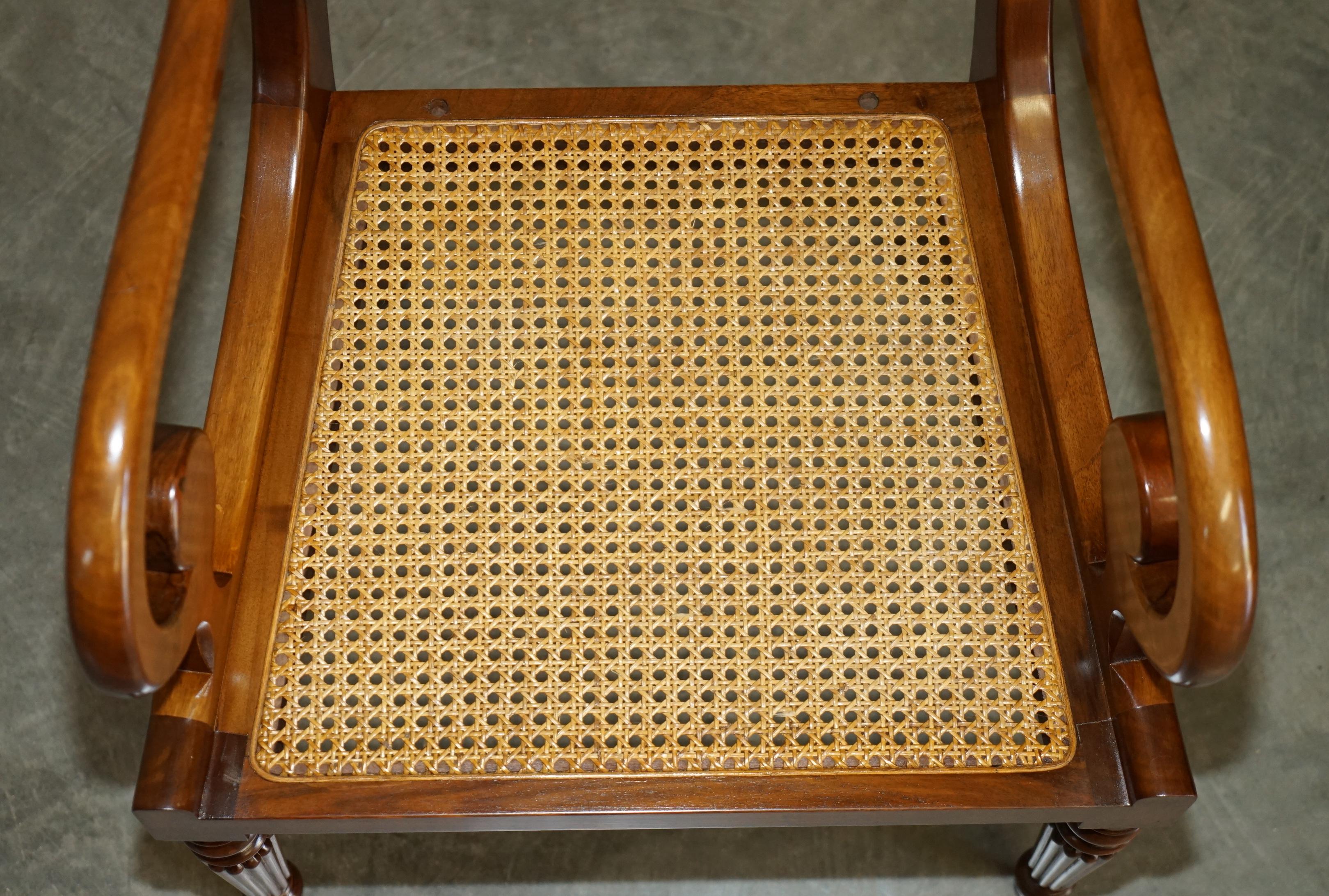 EXQUISITE TWO PEDESTAL BURR WALNUT EXTENDING DiNING TABLE & 10 CHAIRS SUITE For Sale 9
