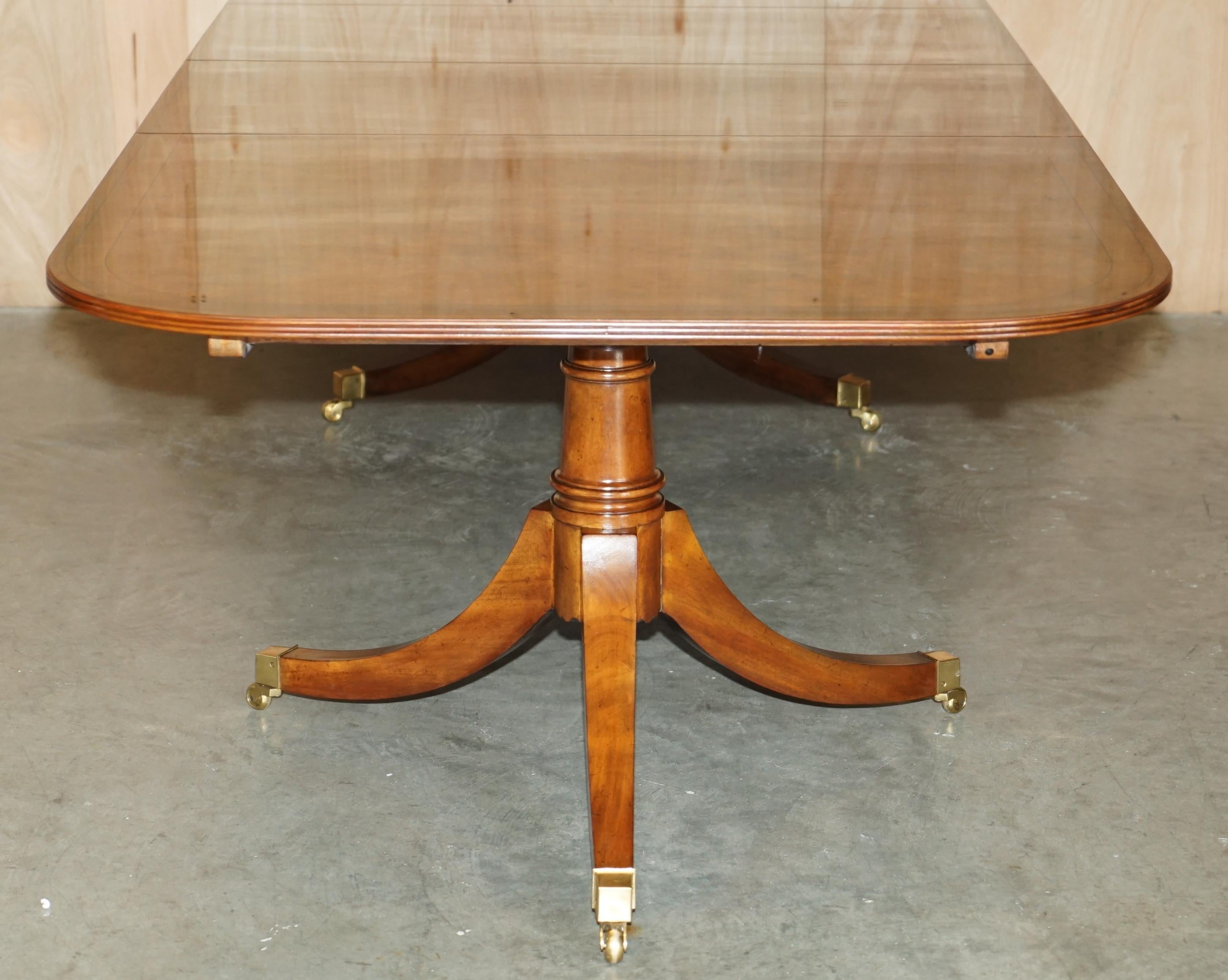 Hardwood EXQUISITE TWO PEDESTAL BURR WALNUT EXTENDING DiNING TABLE & 10 CHAIRS SUITE For Sale