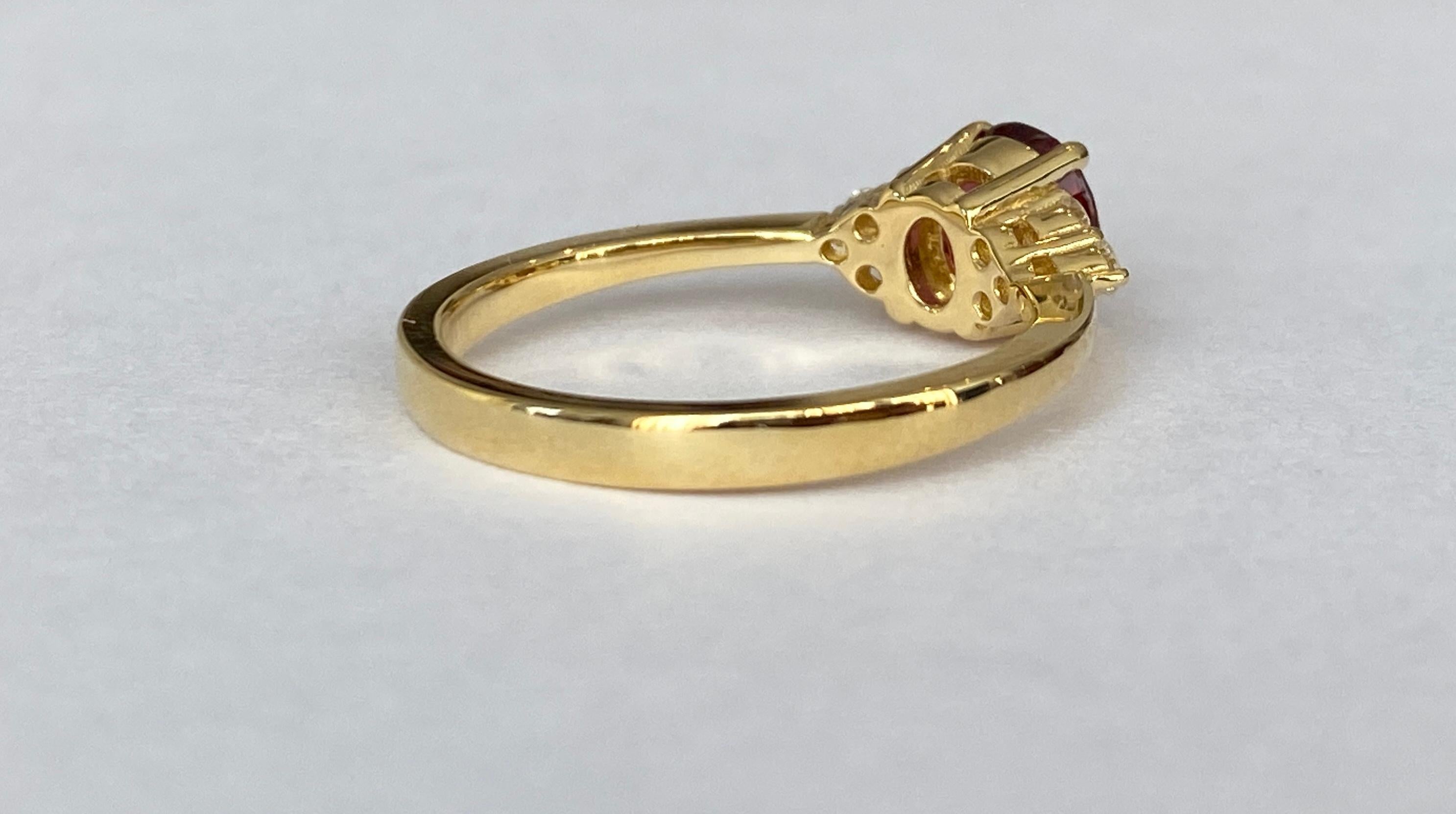 Women's Exquisite Unheated Pinkish-Red Burma Spinel and Diamond Engagement Gold Ring For Sale