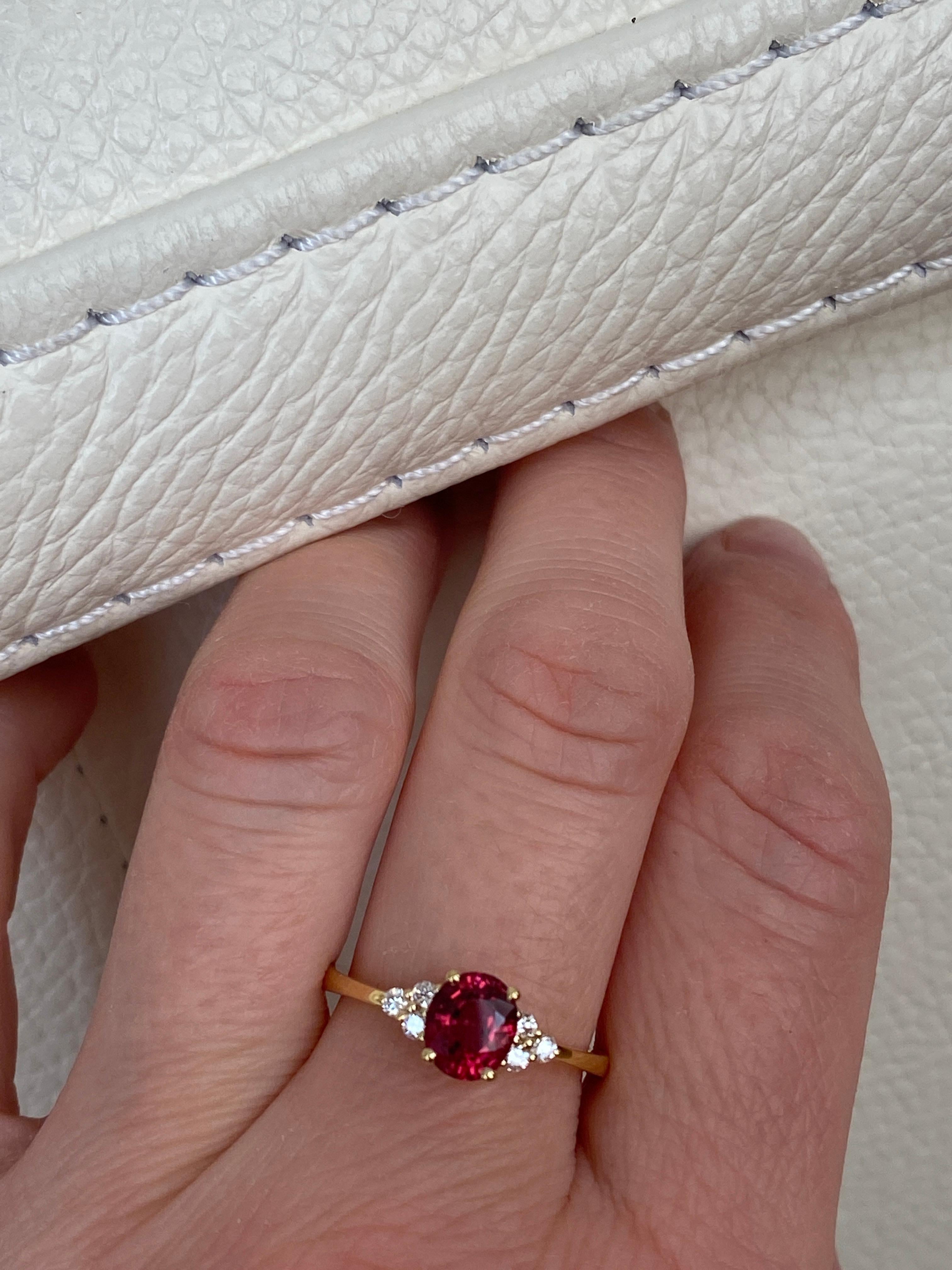 Exquisite Unheated Pinkish-Red Burma Spinel and Diamond Engagement Gold Ring For Sale 3