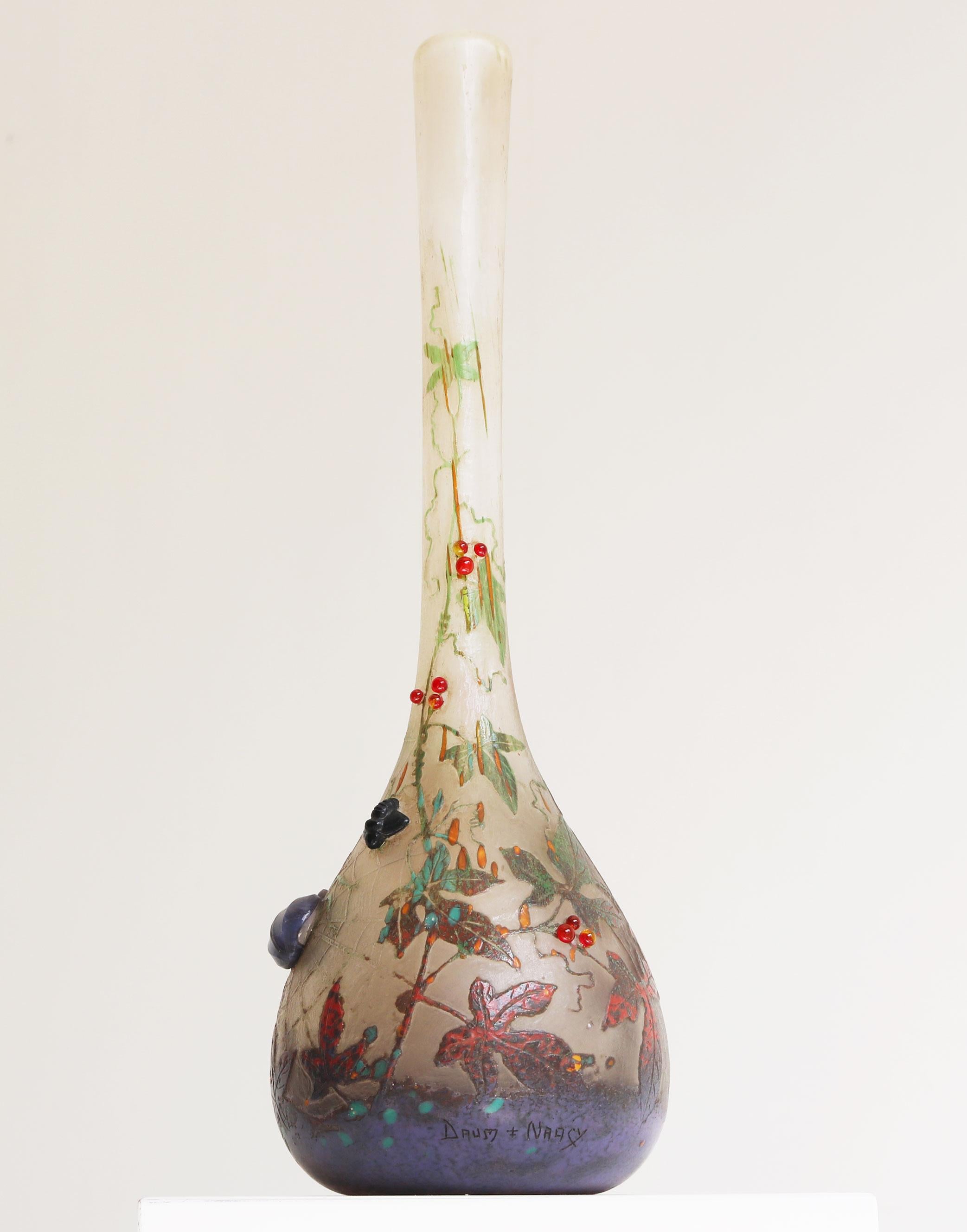 Exquisite sehr seltene ''Spinnenvase'' von Daum Nancy Glas mit Radschliff 1905 Frankreich (Frühes 20. Jahrhundert) im Angebot