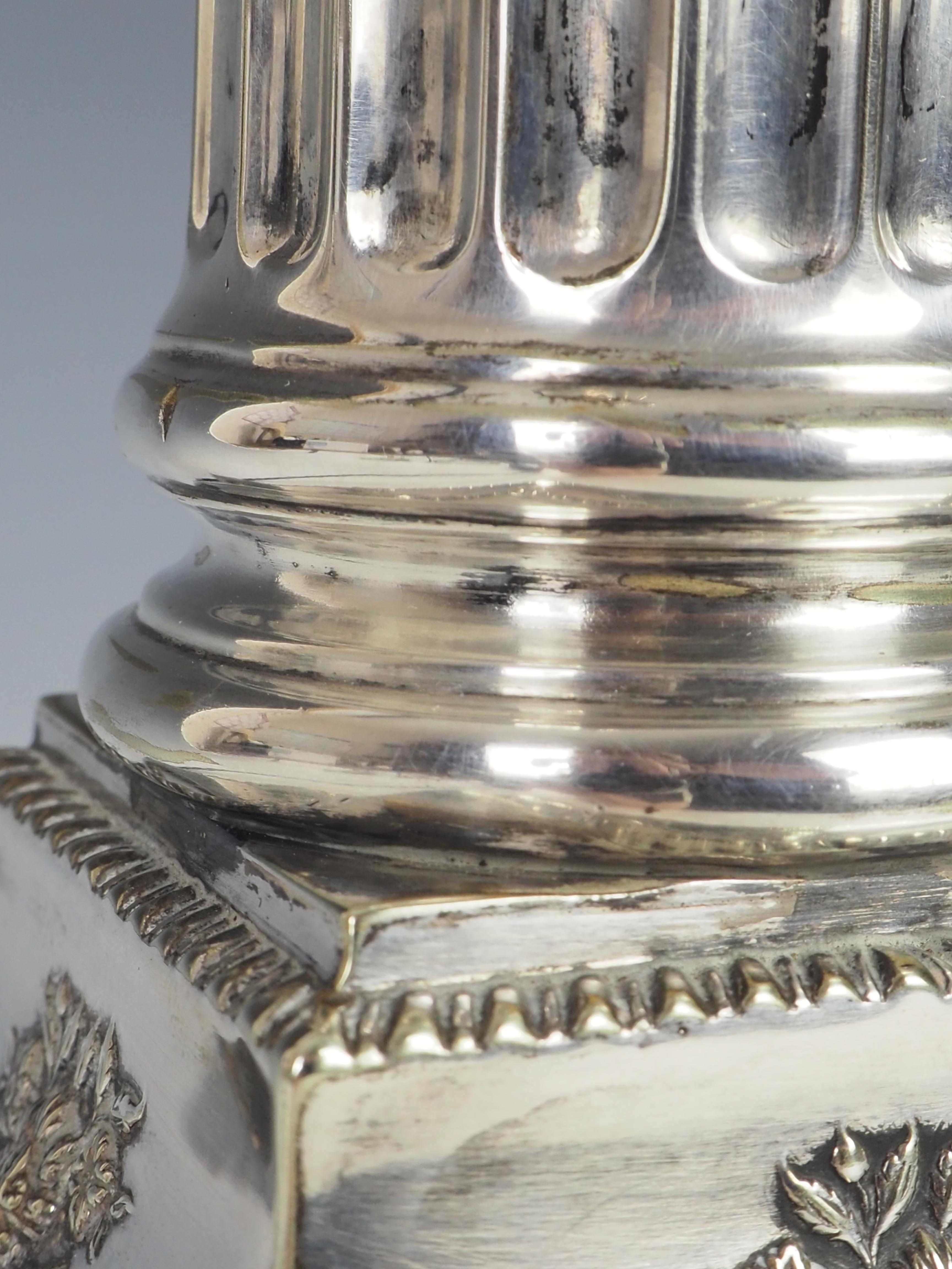 Exquisite Victorian Silver-Plated Corinthian Column Table Lamp 9