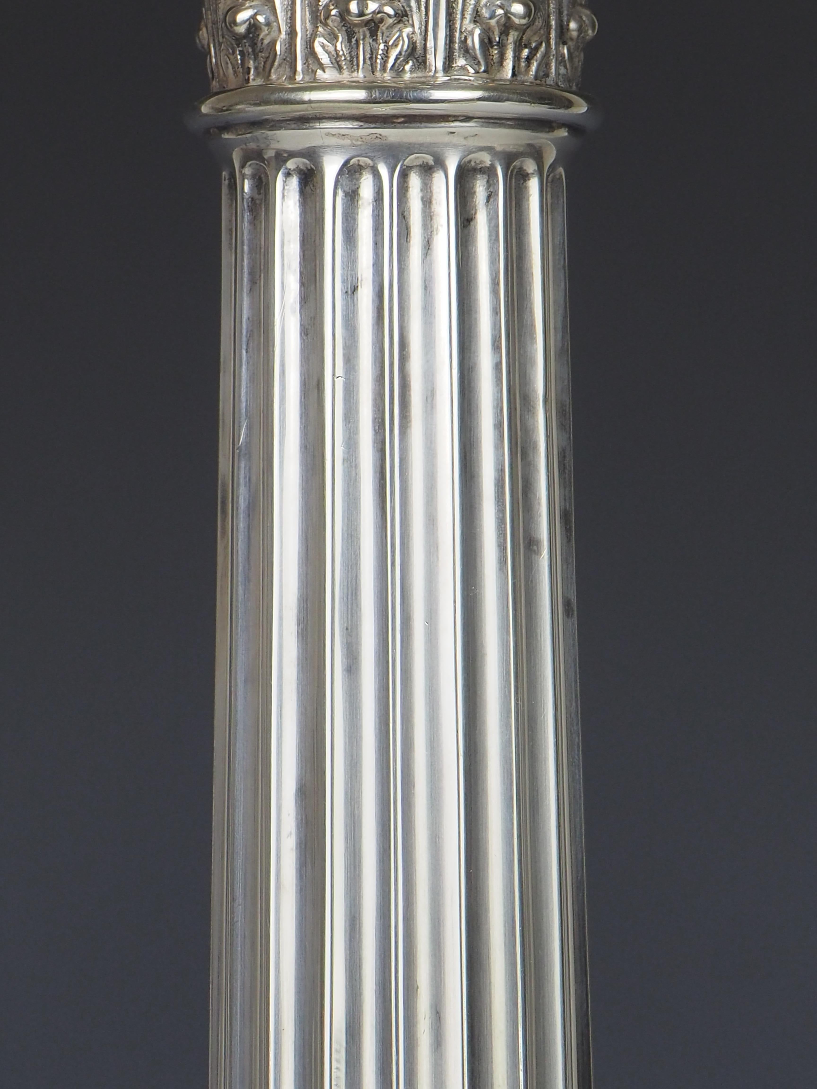 Exquisite Victorian Silver-Plated Corinthian Column Table Lamp 1