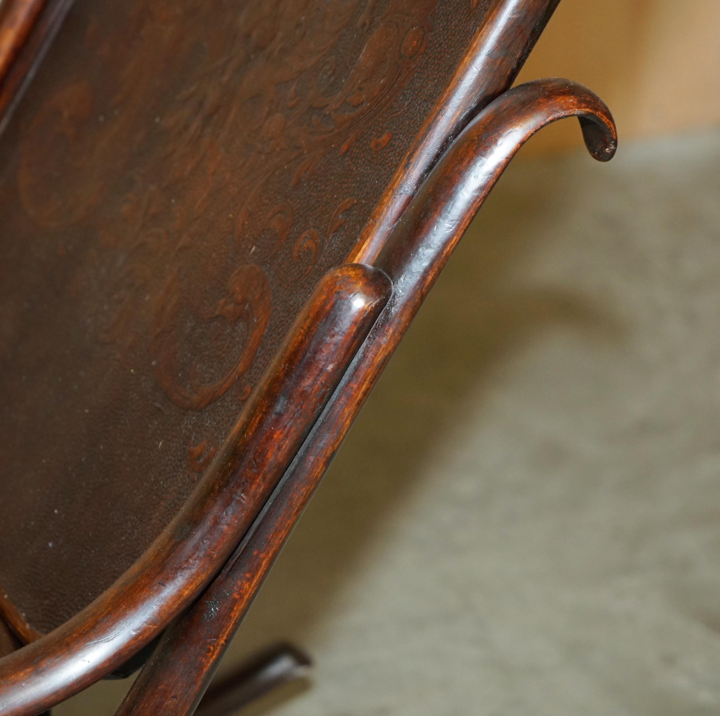 EXQUISITE ViCTORIAN THONET ROCKING CHAIR WITH CHERUB CARVED BACK & SEAT PANELS For Sale 6