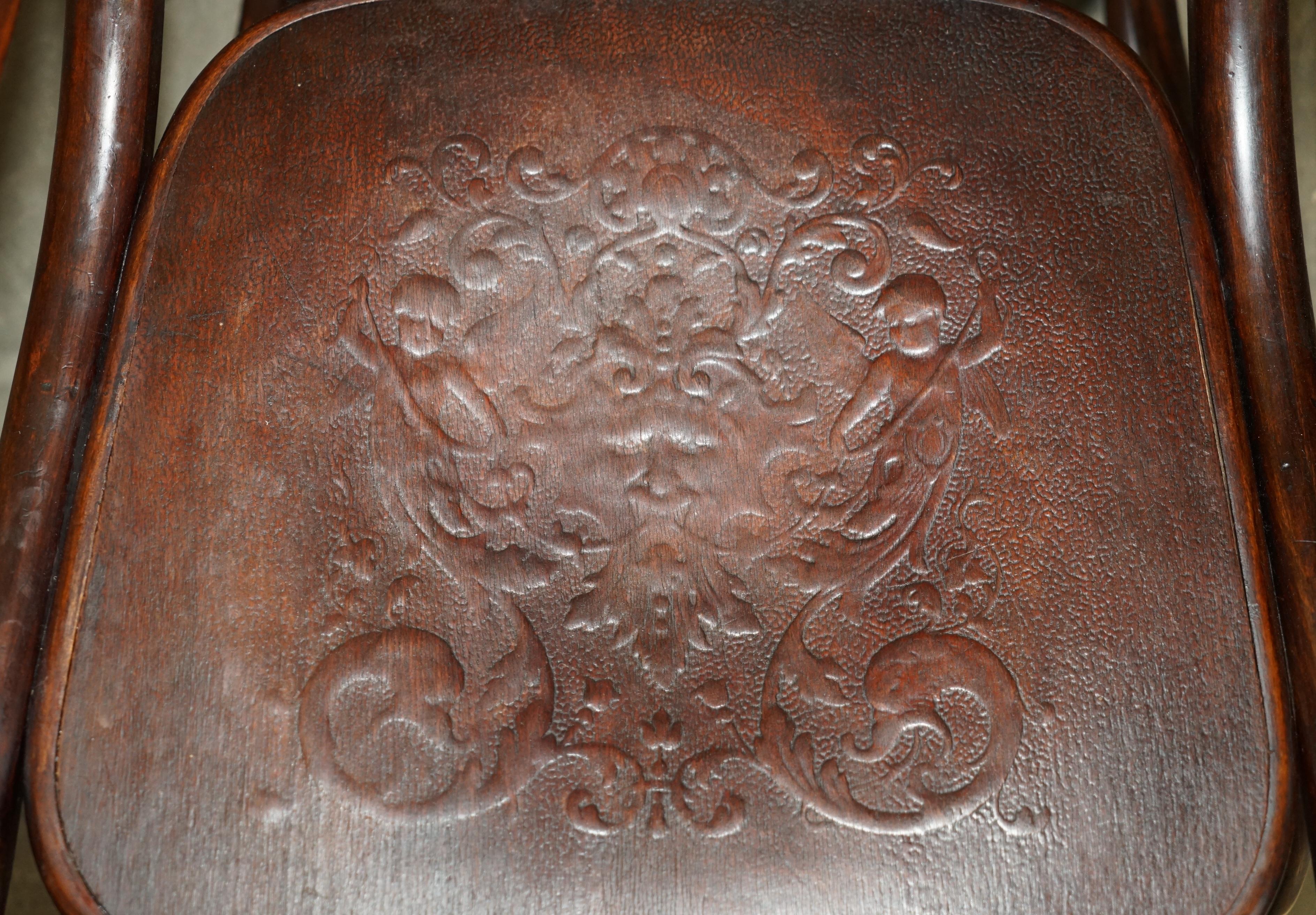EXQUISITE ViCTORIAN THONET ROCKING CHAIR WITH CHERUB CARVED BACK & SEAT PANELS In Good Condition For Sale In West Sussex, Pulborough