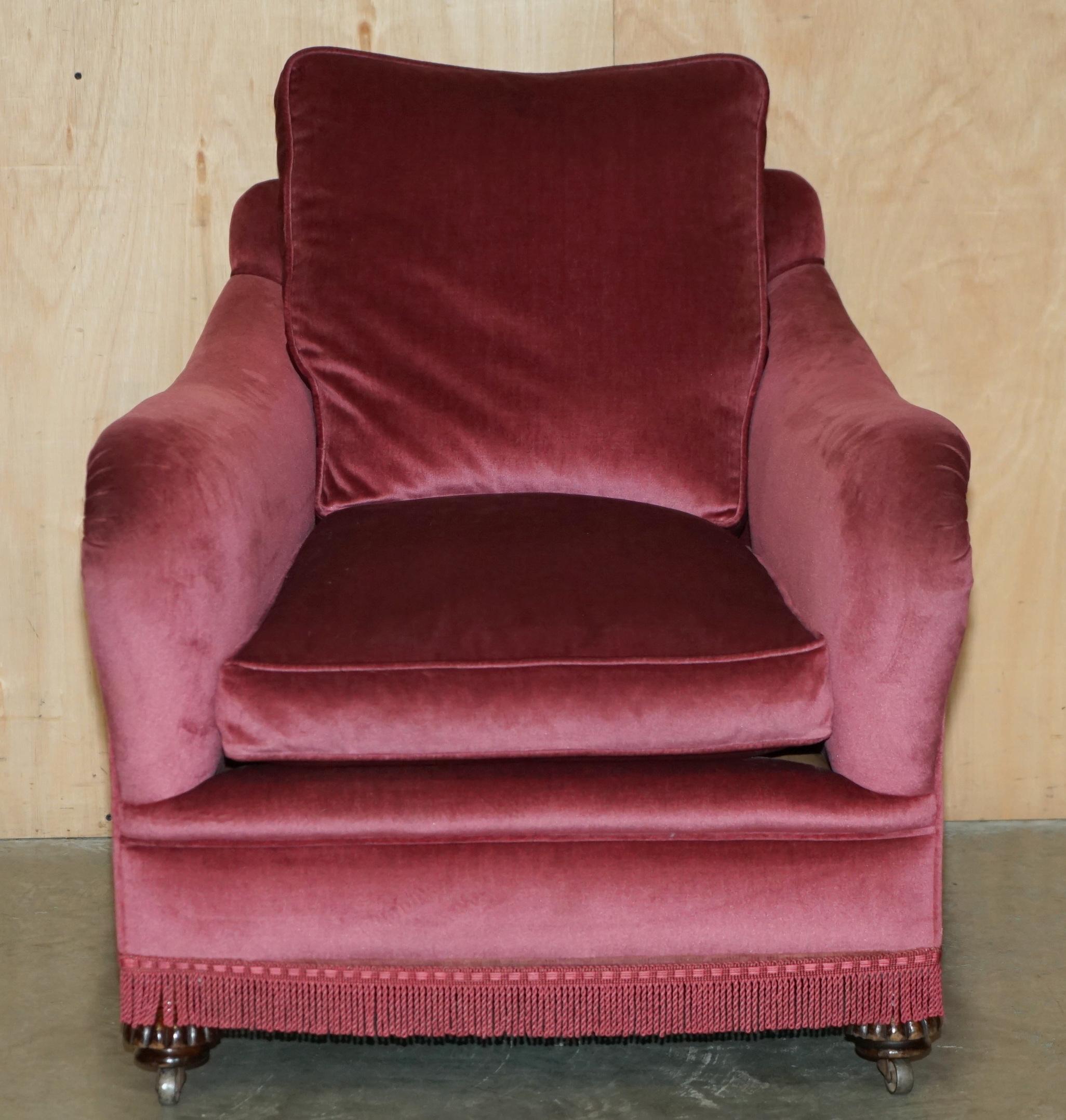 UN'OTTIMA SUITE DIVANO IN VELOUR DI SALMONE VITICO e COPPIA DI POLTRONE in vendita 5