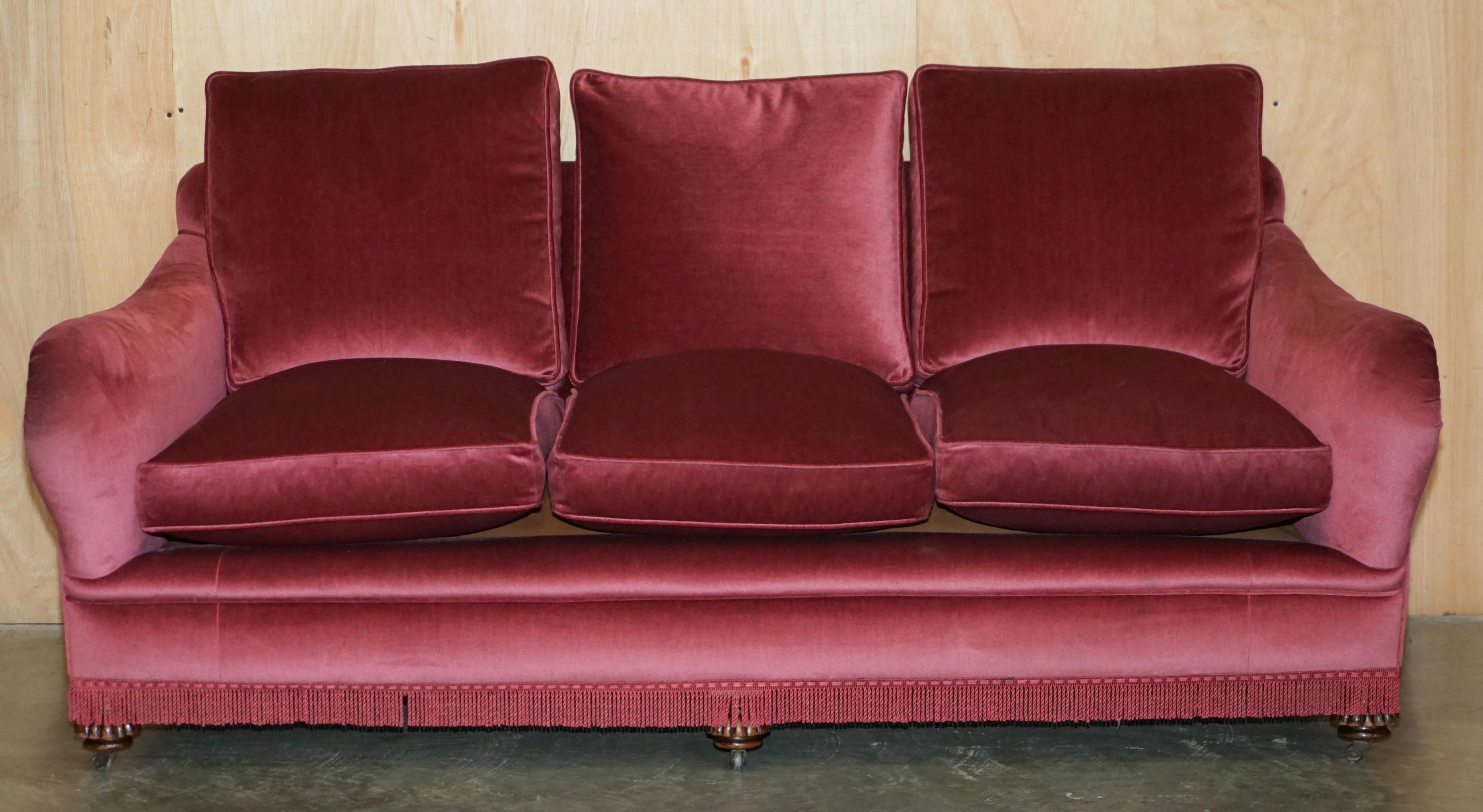 UN'OTTIMA SUITE DIVANO IN VELOUR DI SALMONE VITICO e COPPIA DI POLTRONE in vendita 9