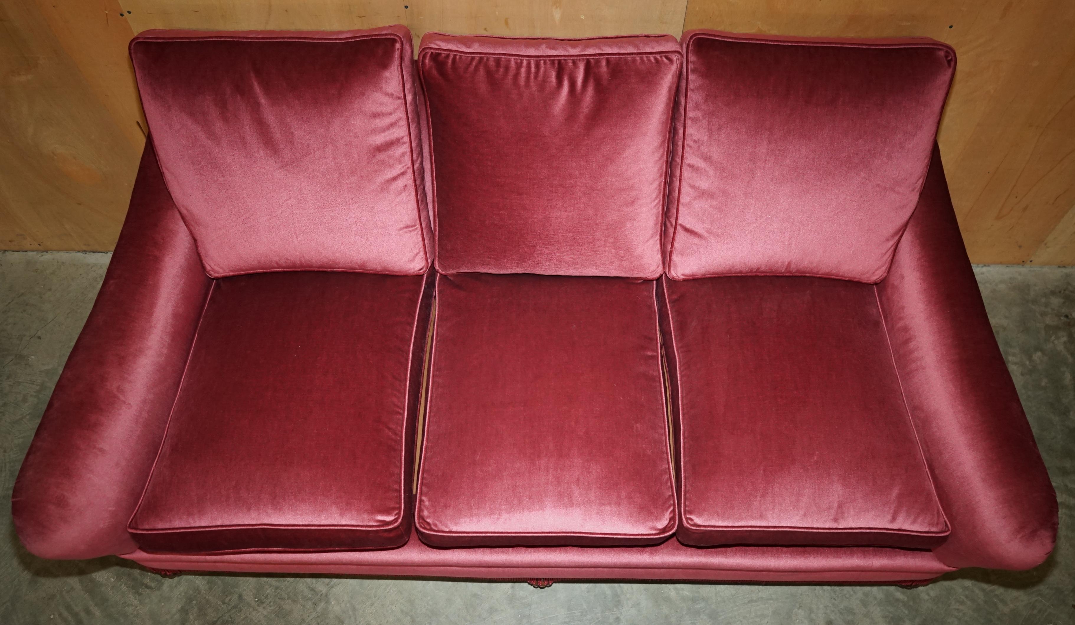 UN'OTTIMA SUITE DIVANO IN VELOUR DI SALMONE VITICO e COPPIA DI POLTRONE in vendita 11