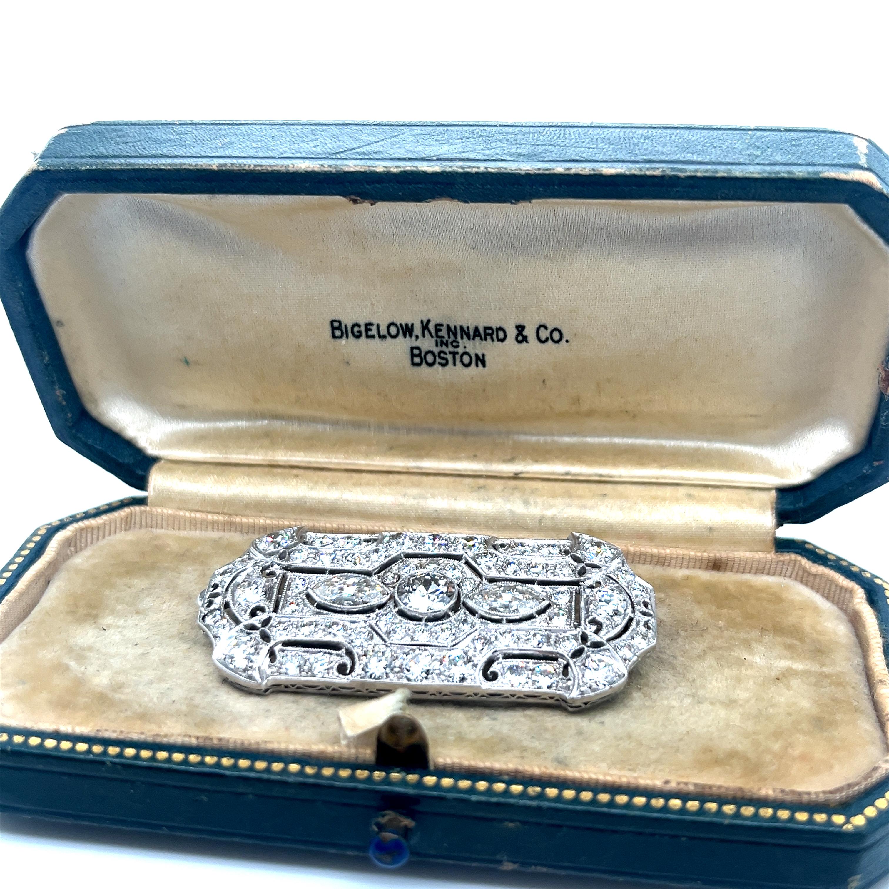 Exquisite Vintage Art Deco Platinum Diamond Brooch/Pendant 4.85ct Total Weight In Excellent Condition For Sale In Boston, MA