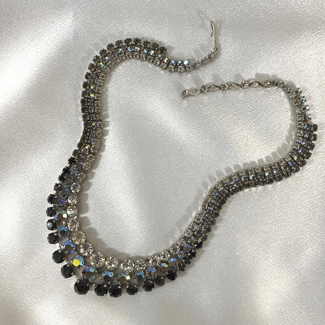 Femenino o masculino Exquisito Collar Vintage Austria Matiz Múltiple - 19 en venta