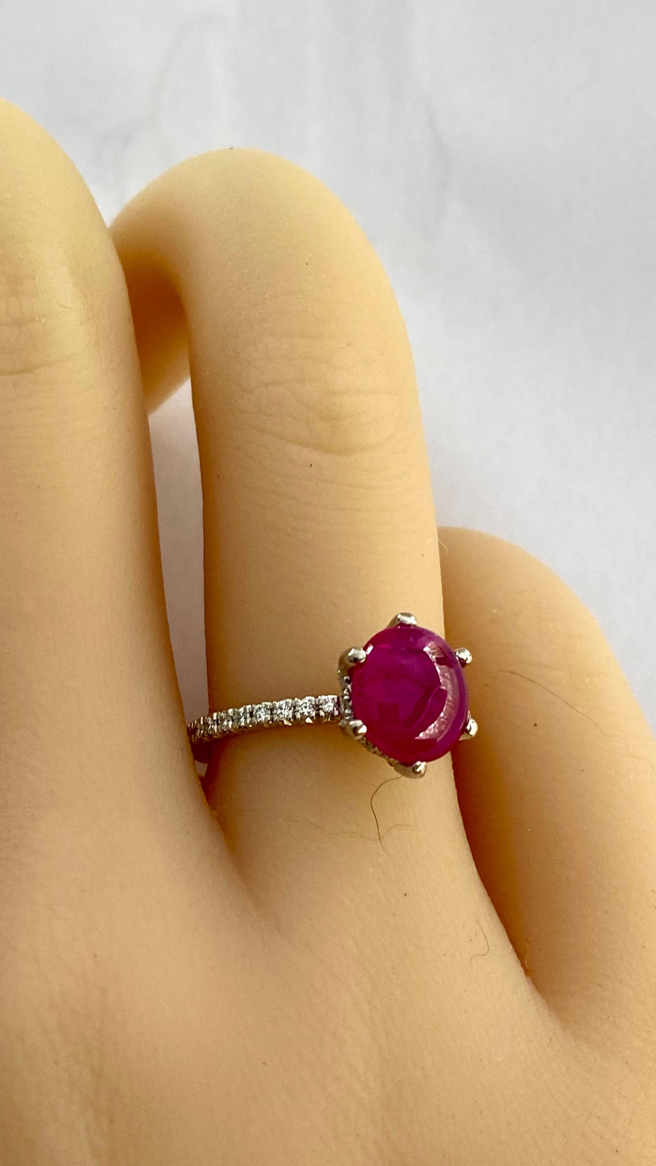 Exquisite Vintage Blue Nile Platinum Diamond and Ruby 2.75 Carat Engagement Ring For Sale 4