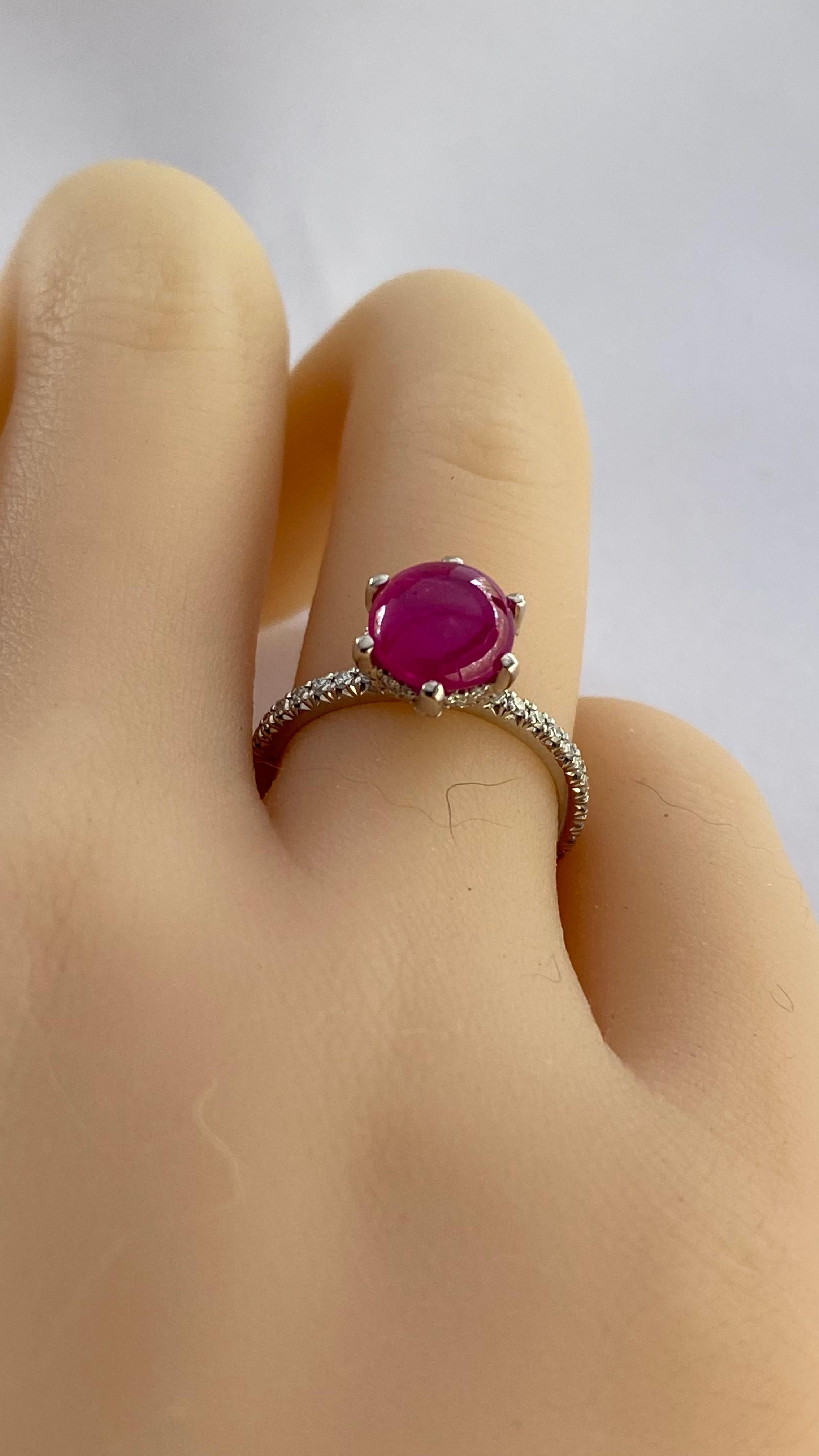 Women's Exquisite Vintage Blue Nile Platinum Diamond and Ruby 2.75 Carat Engagement Ring For Sale