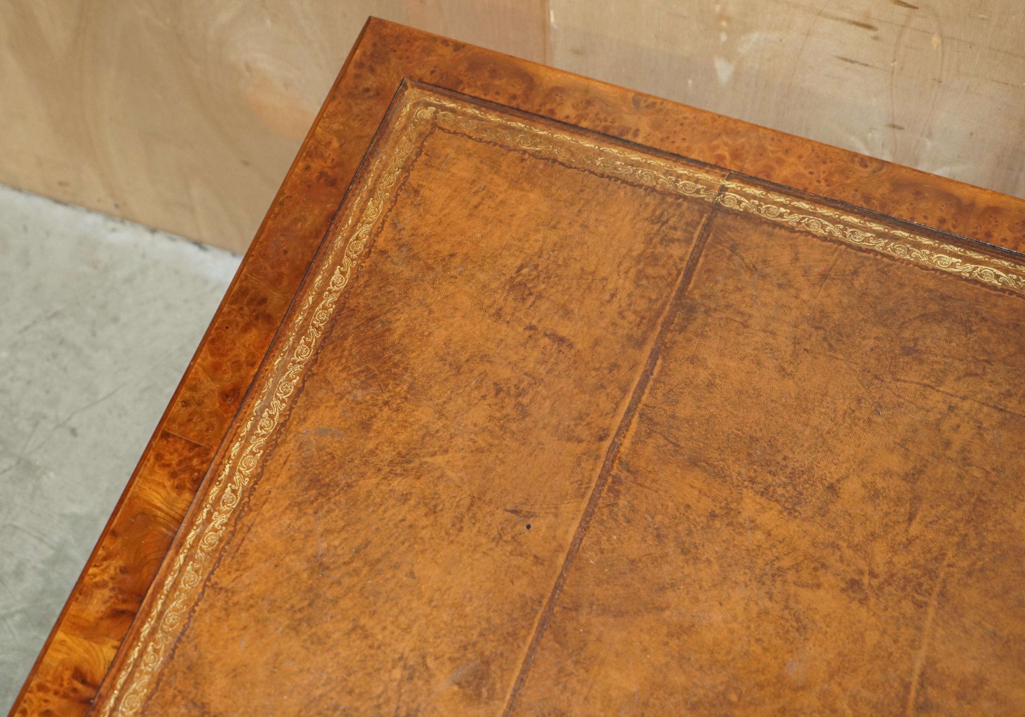EXQUISITE GARDE DE PARTENAIRES EN CUIR MARRON WALNUT VINTAGE POUR LES TRAVAILS DE SERVICE À PROPOS DE SLIP en vente 4