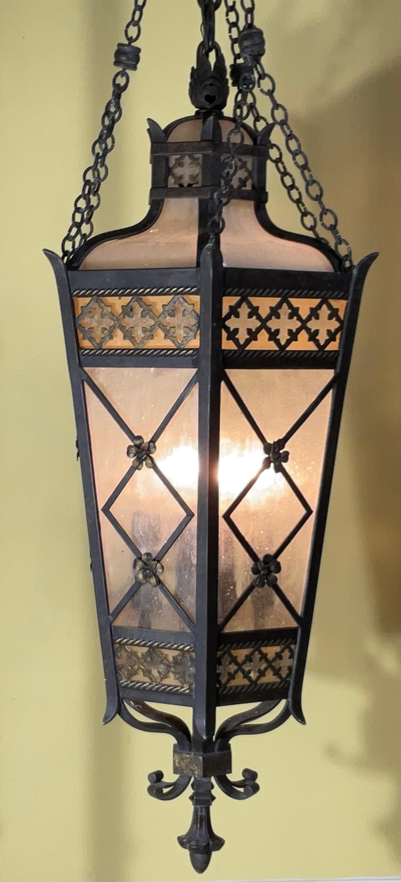 Vintage exquisito  Lámpara de araña - Una elegancia atemporal para tu hogar Estadounidense en venta