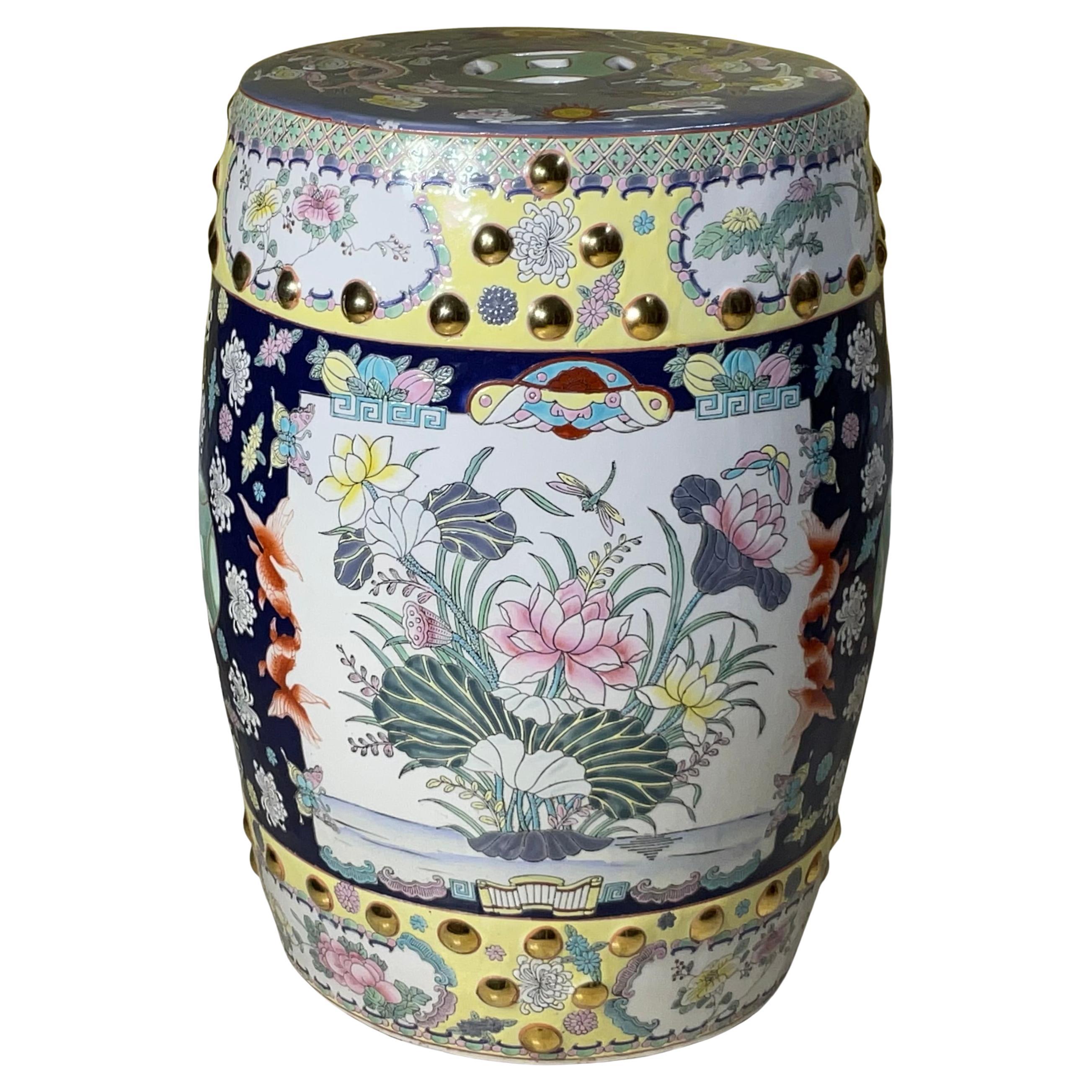 Exquisito Asiento de Jardín de Porcelana Rosa Familiar China Vintage con Motivo de Dragón en venta
