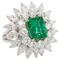 Exquisite Vintage Emerald & Diamond Cocktail Ring in Platinum with 18K