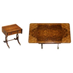 Exquisita mesa de lámpara auxiliar extensible vintage de madera de fresno, raíz y nogal cortada a cuartos