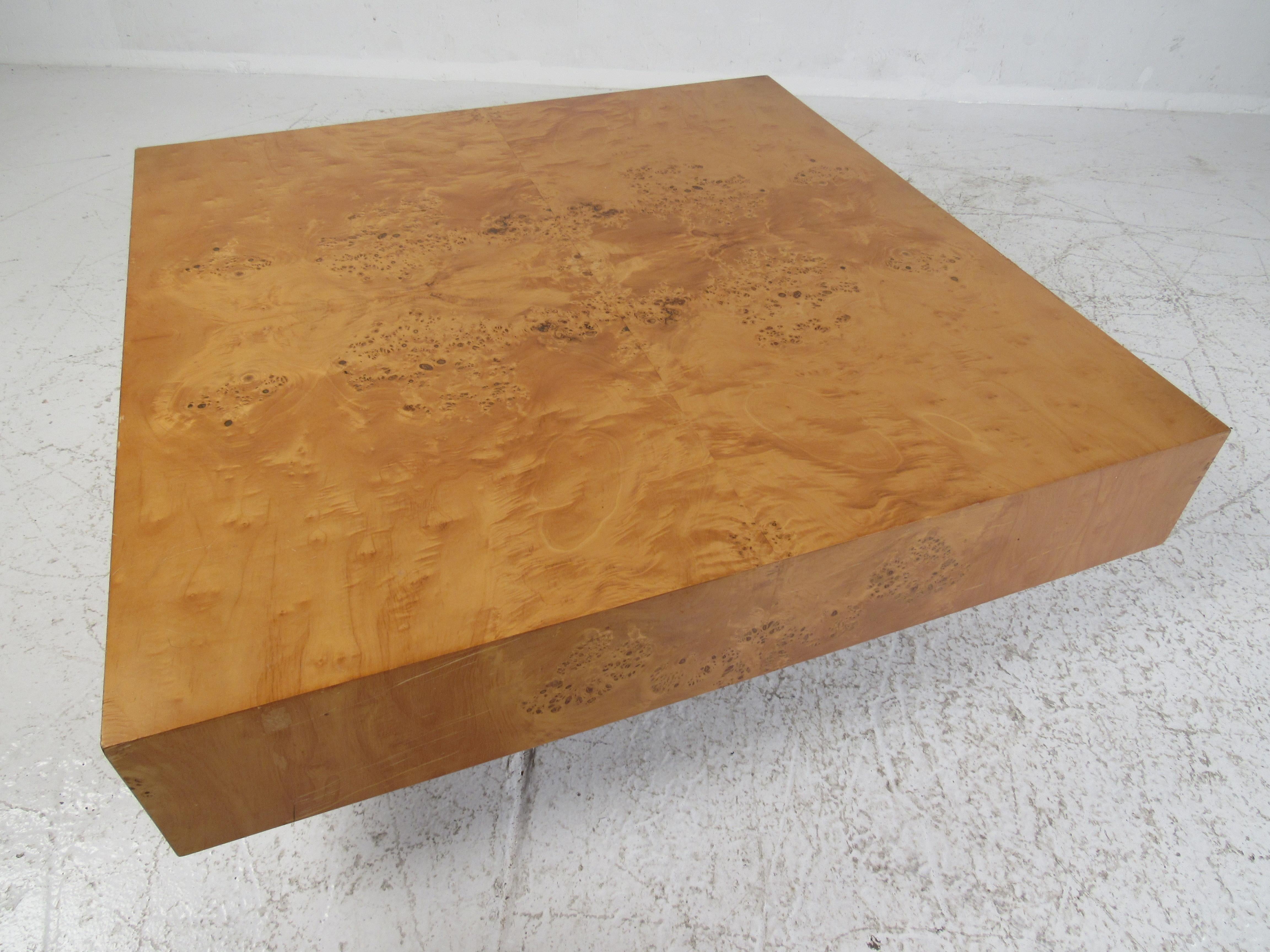 Exquisite Vintage Milo Baughman Coffee Table In Good Condition In Brooklyn, NY