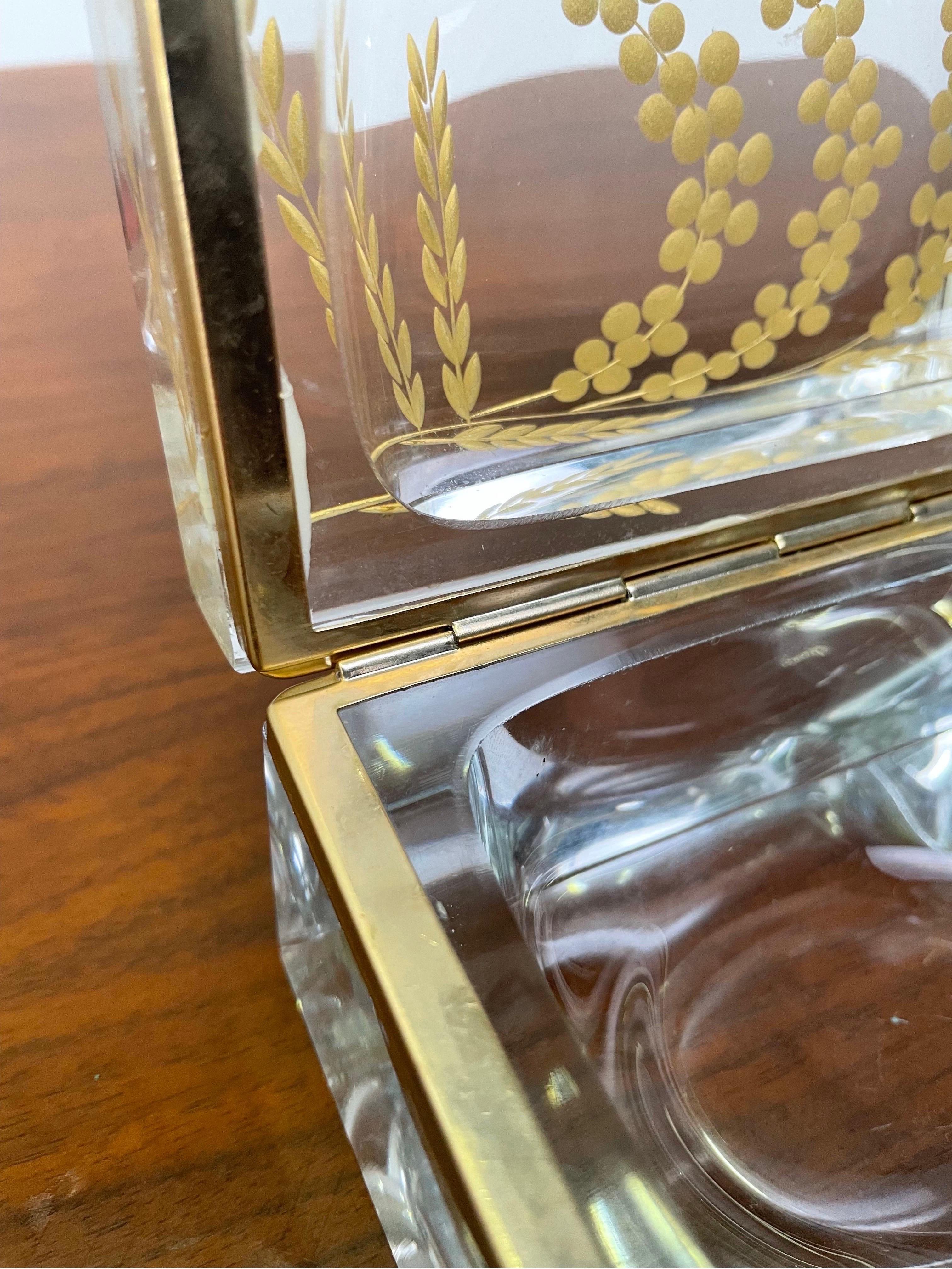 Italian Exquisite Vintage Murano Glass Box by Pagnin & Bon Murano, Gold 24k, 1960s For Sale