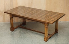 EXQUISITE ViNTAGE OYSTER VENEER & PARQUETRY INLAID REFECTORY DINING TABLE